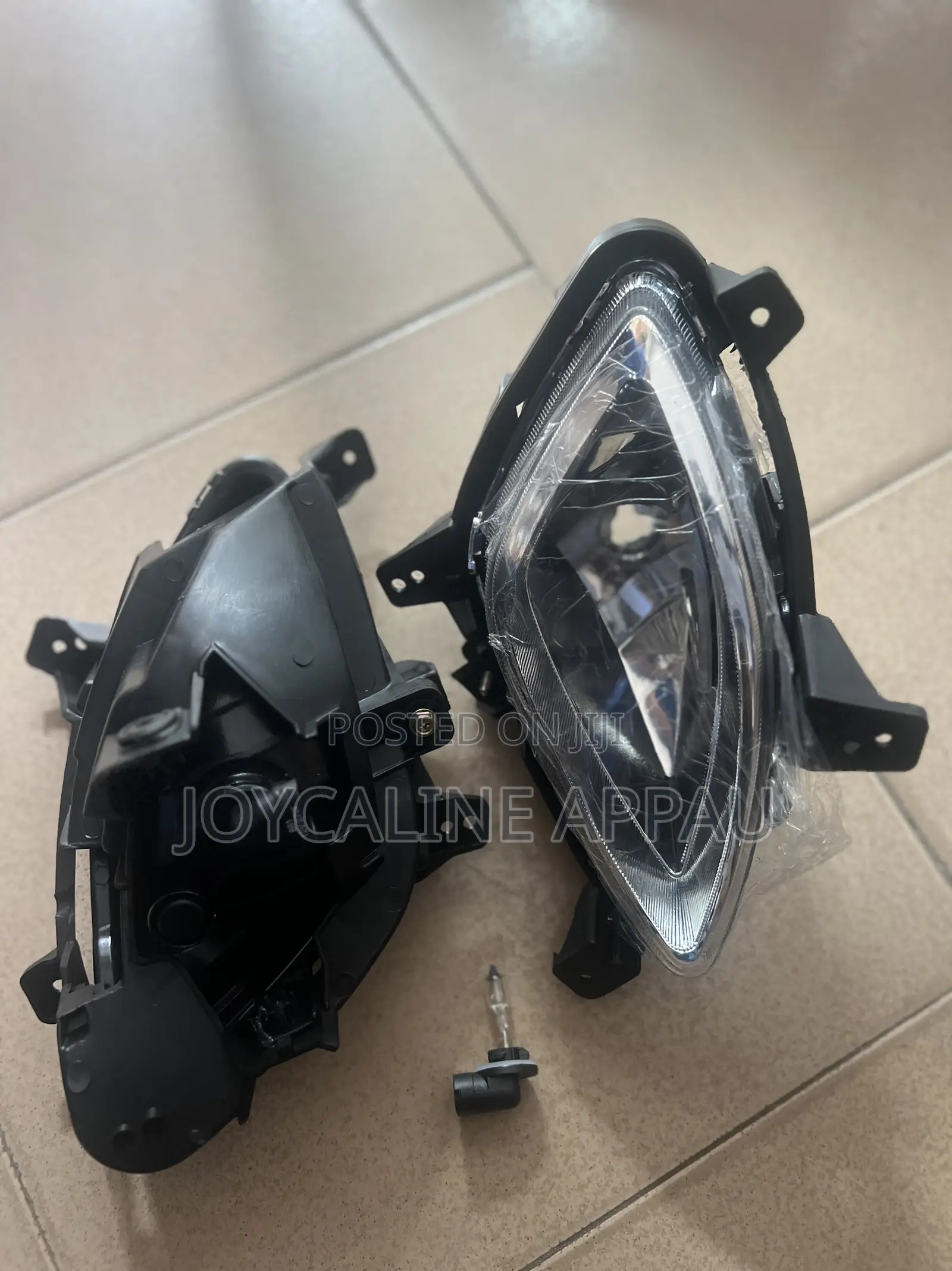 Hyundai I10 Fog Light 2011 to 2013 With Bulb