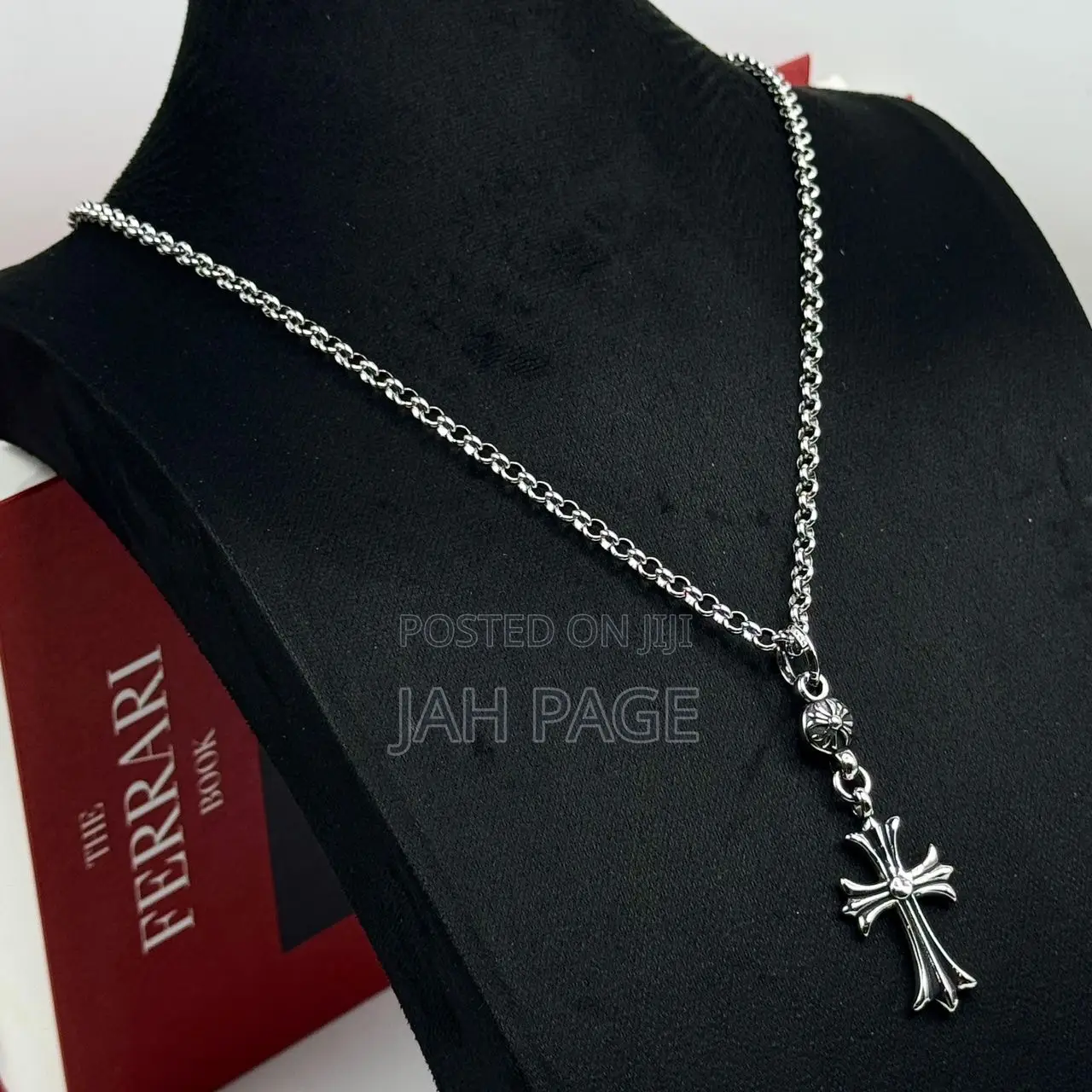 Fashionable Chains