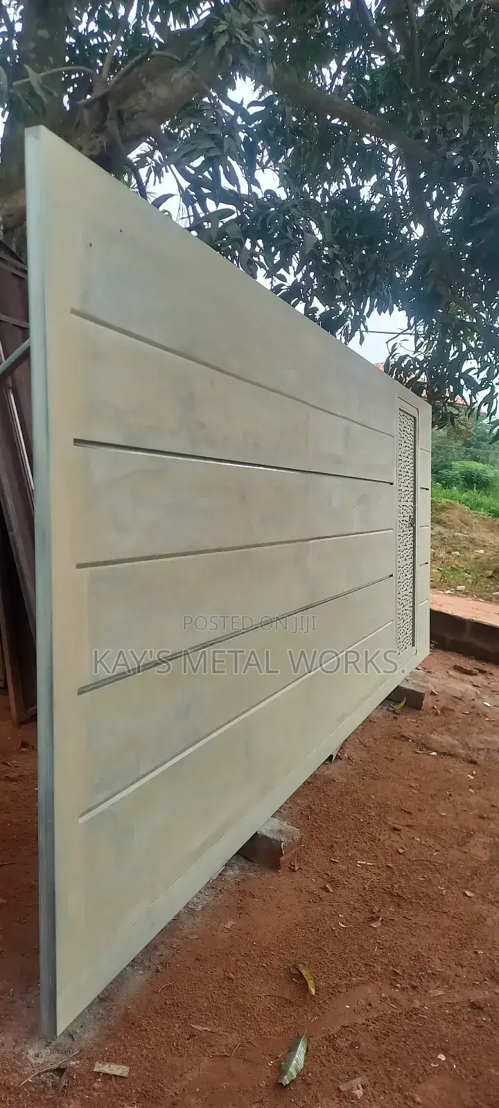 Double White Design Gate