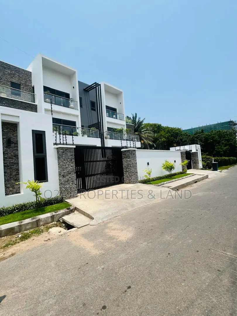 4bdrm House in Labone for sale