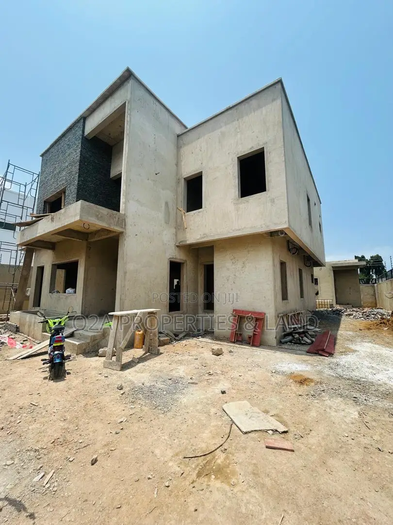 4bdrm House in Labone for sale