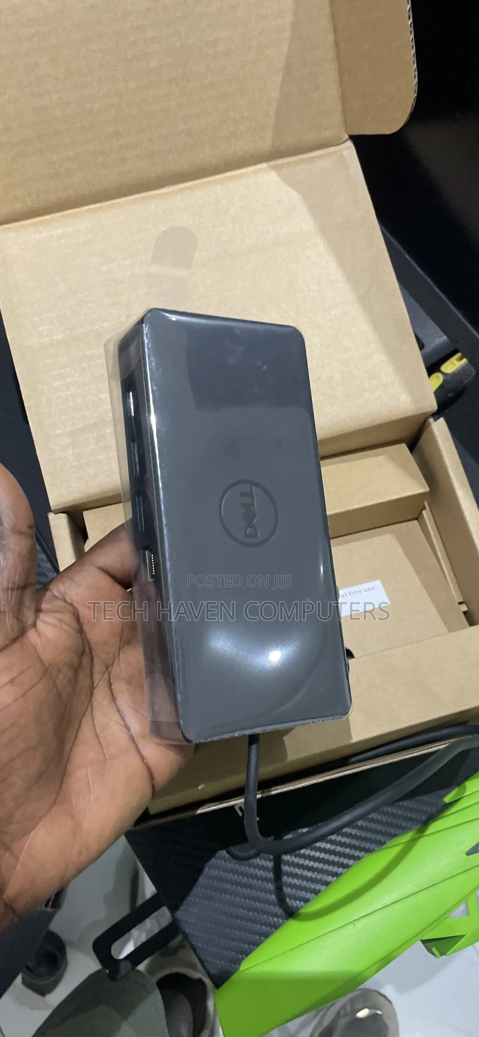 Brand New Dell D6000 Docking Station