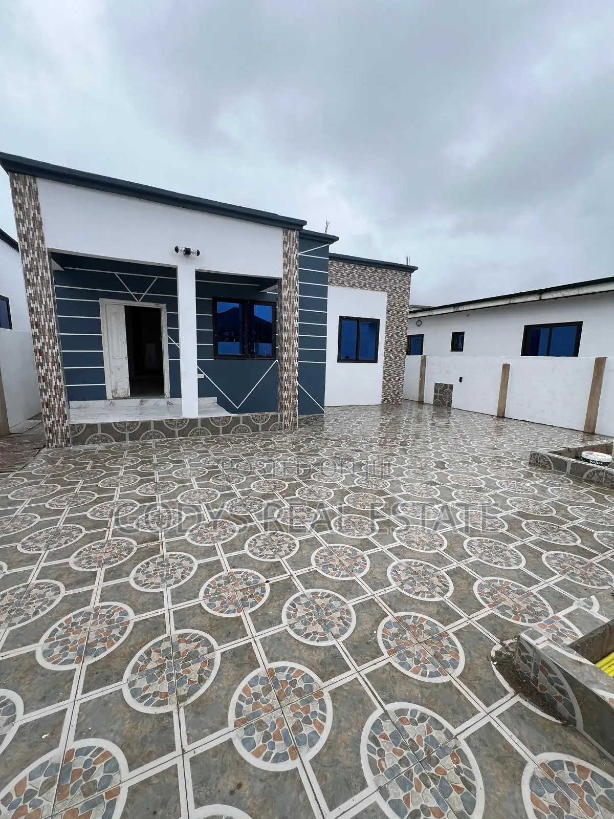 3bdrm House in Adade, Kasoa for sale