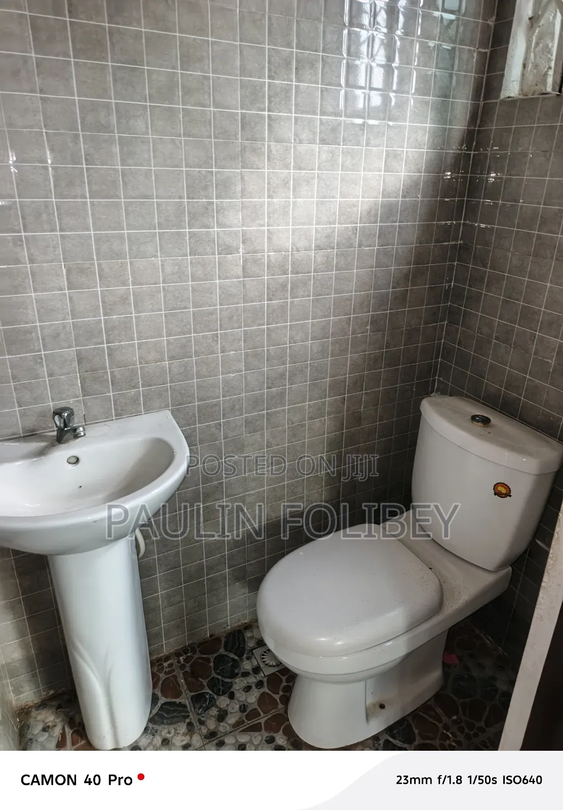 2bdrm Apartment in Dg Property, Ablekuma for rent