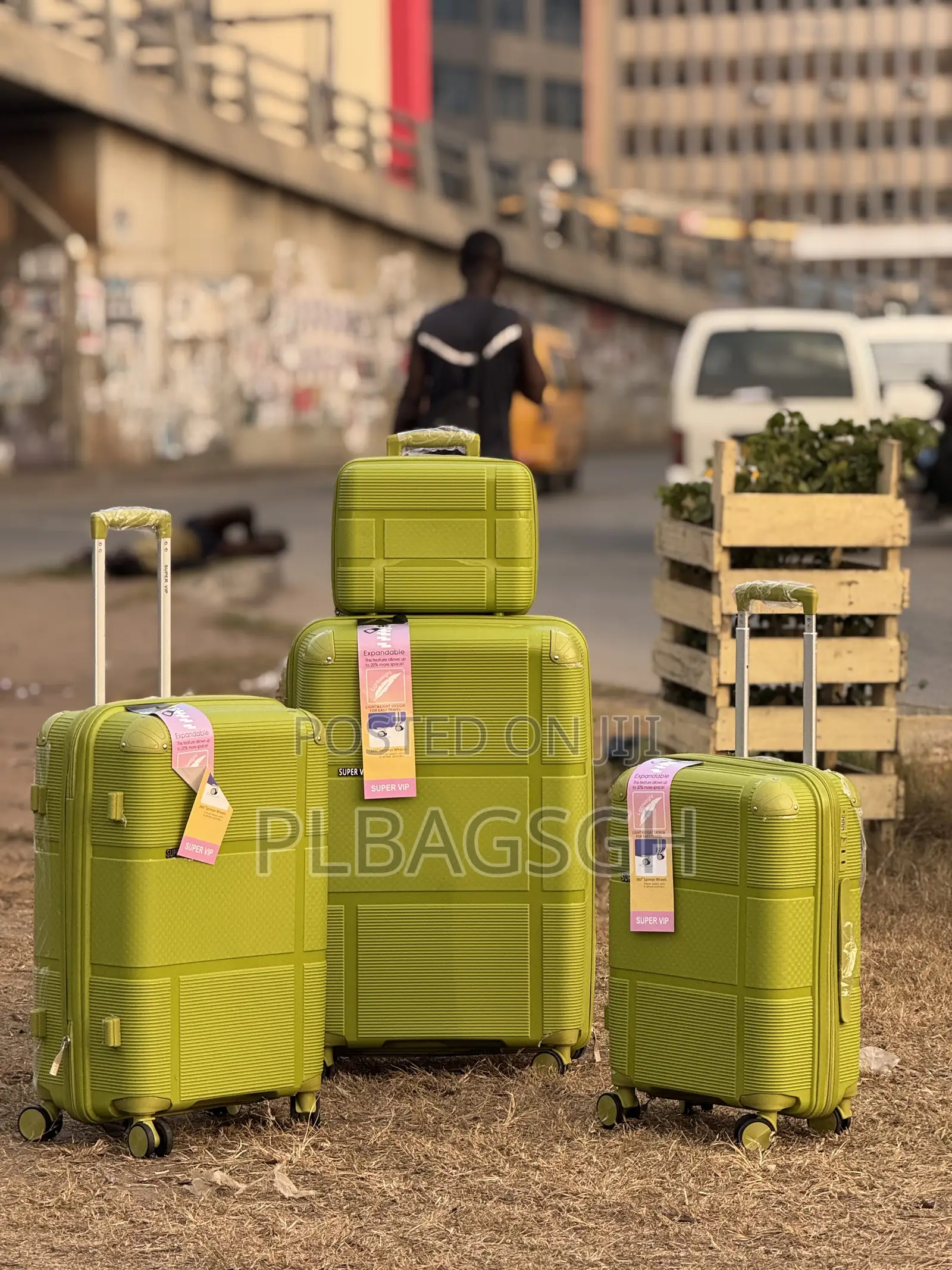 4 Piece Luggage Sets Lightweight With Spinner Wheels Tsa Lock Hardside