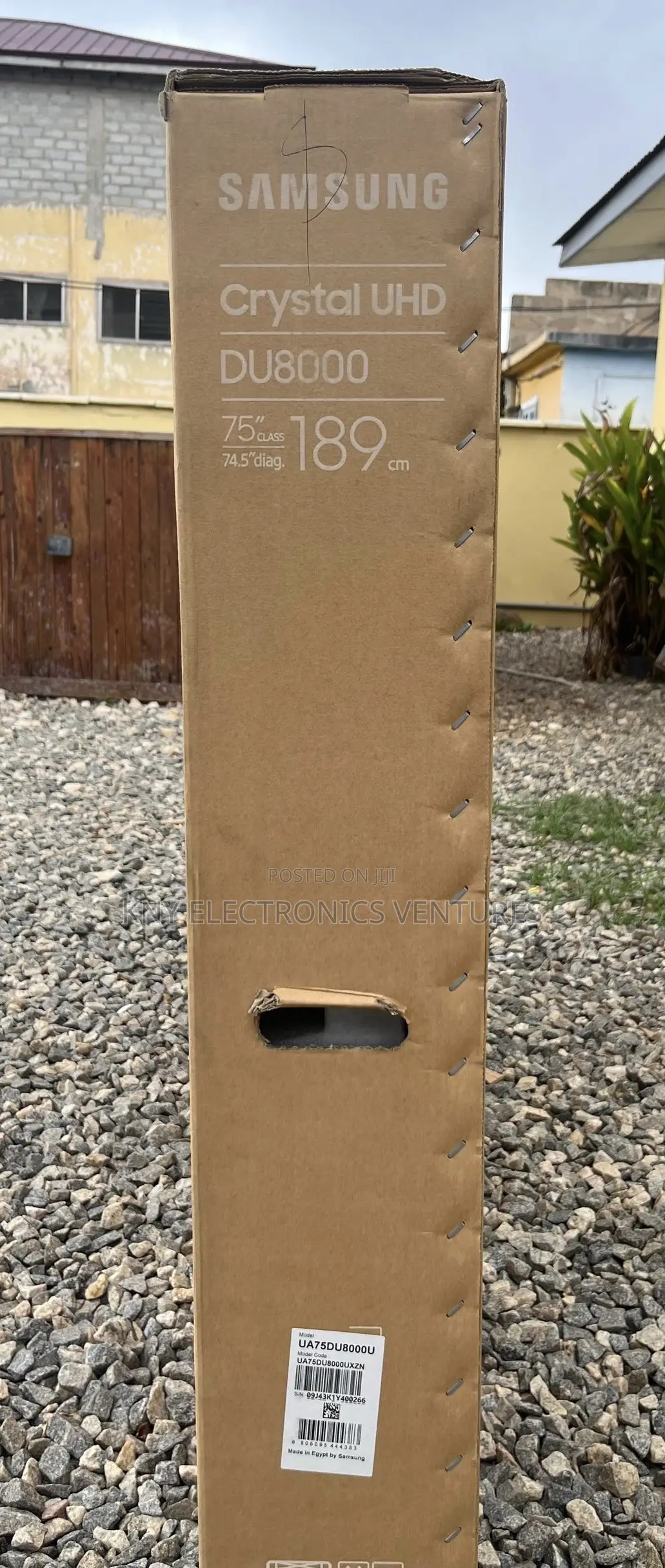 Samsung Du8000 75”