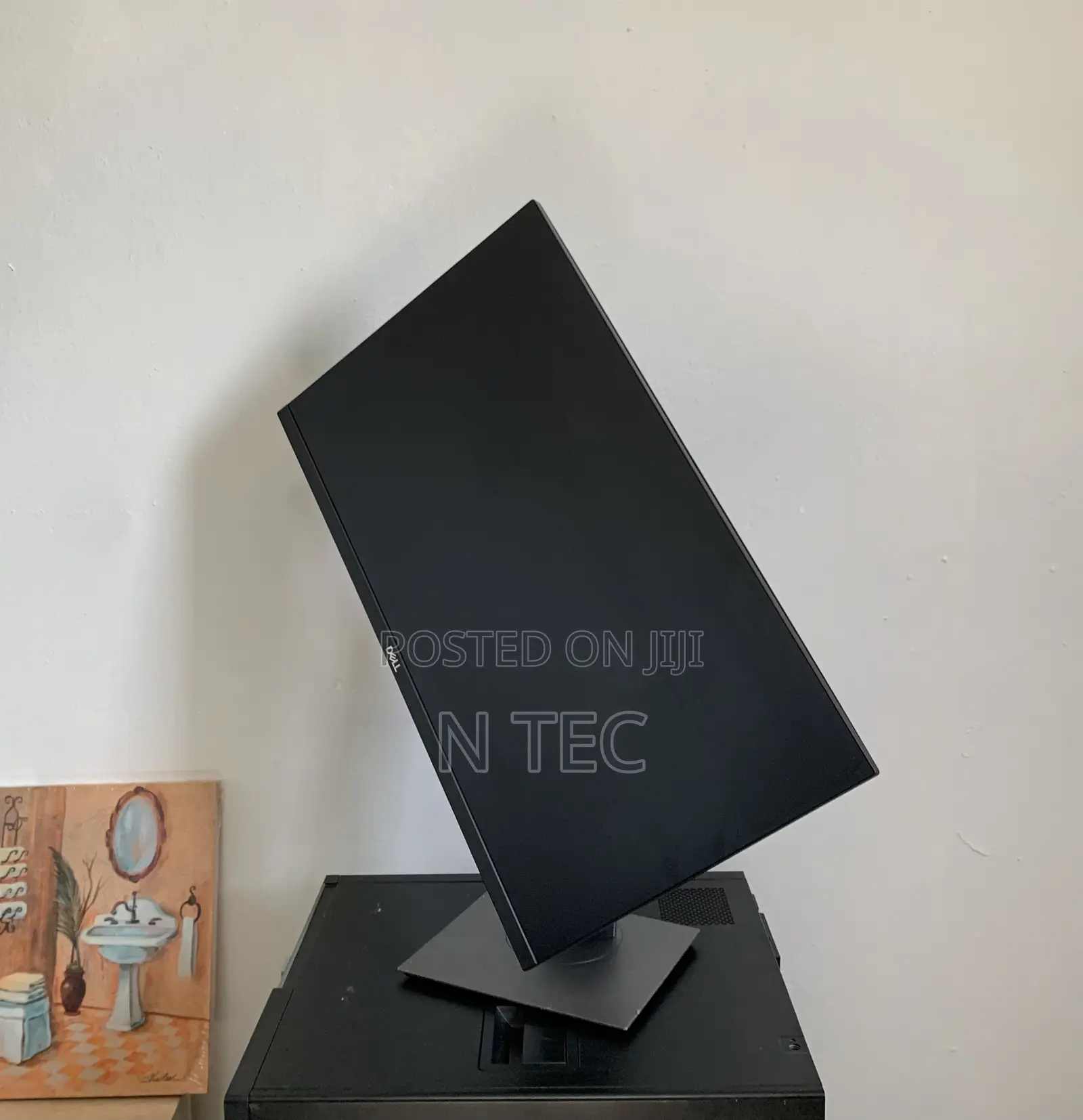 27 Inches Edgeless Dell Monitor