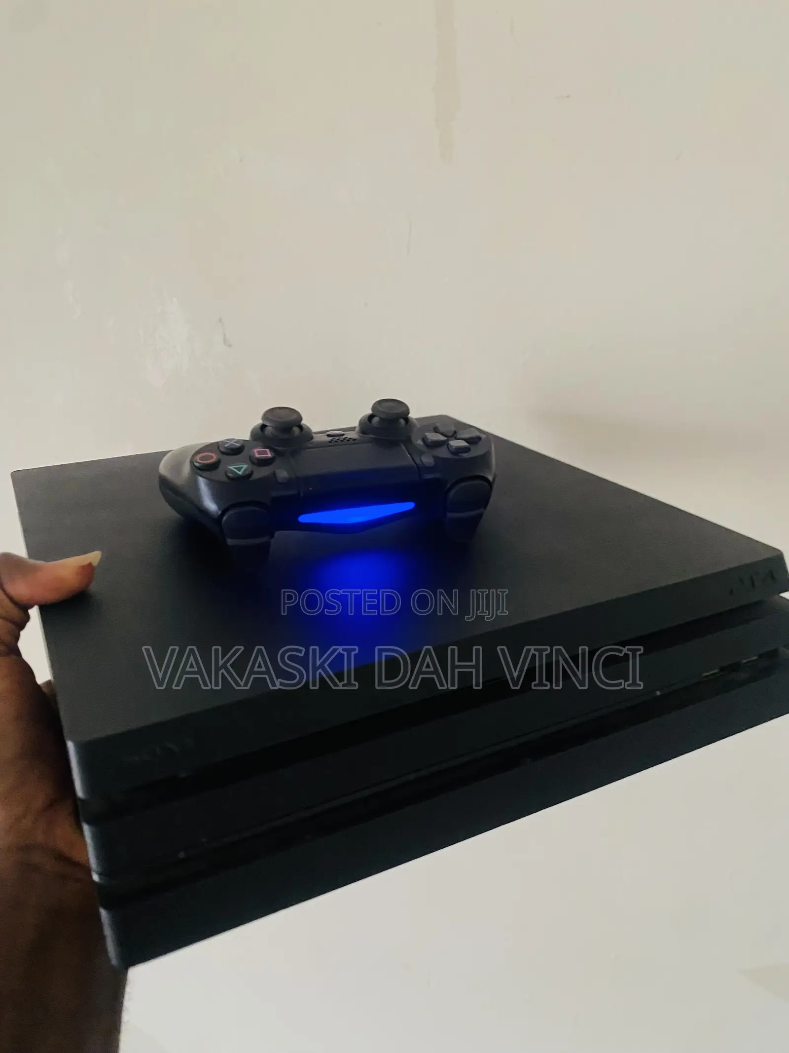 Uk Used Jailbreak Ps4 Pro 1terabyte for Sale .