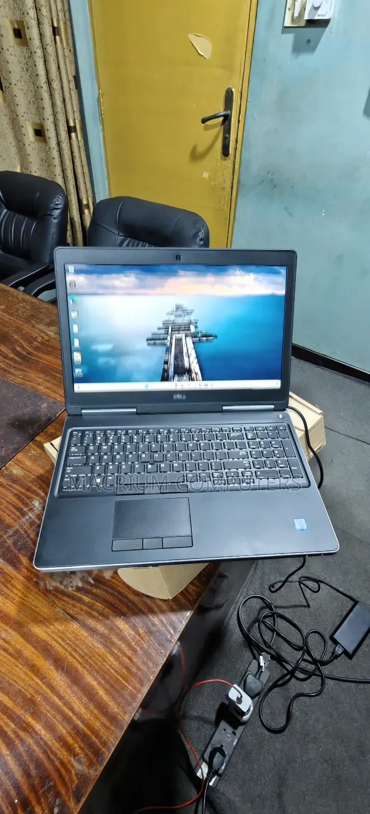Laptop Dell Precision 15 7520 16GB Intel Core I7 SSD 512GB