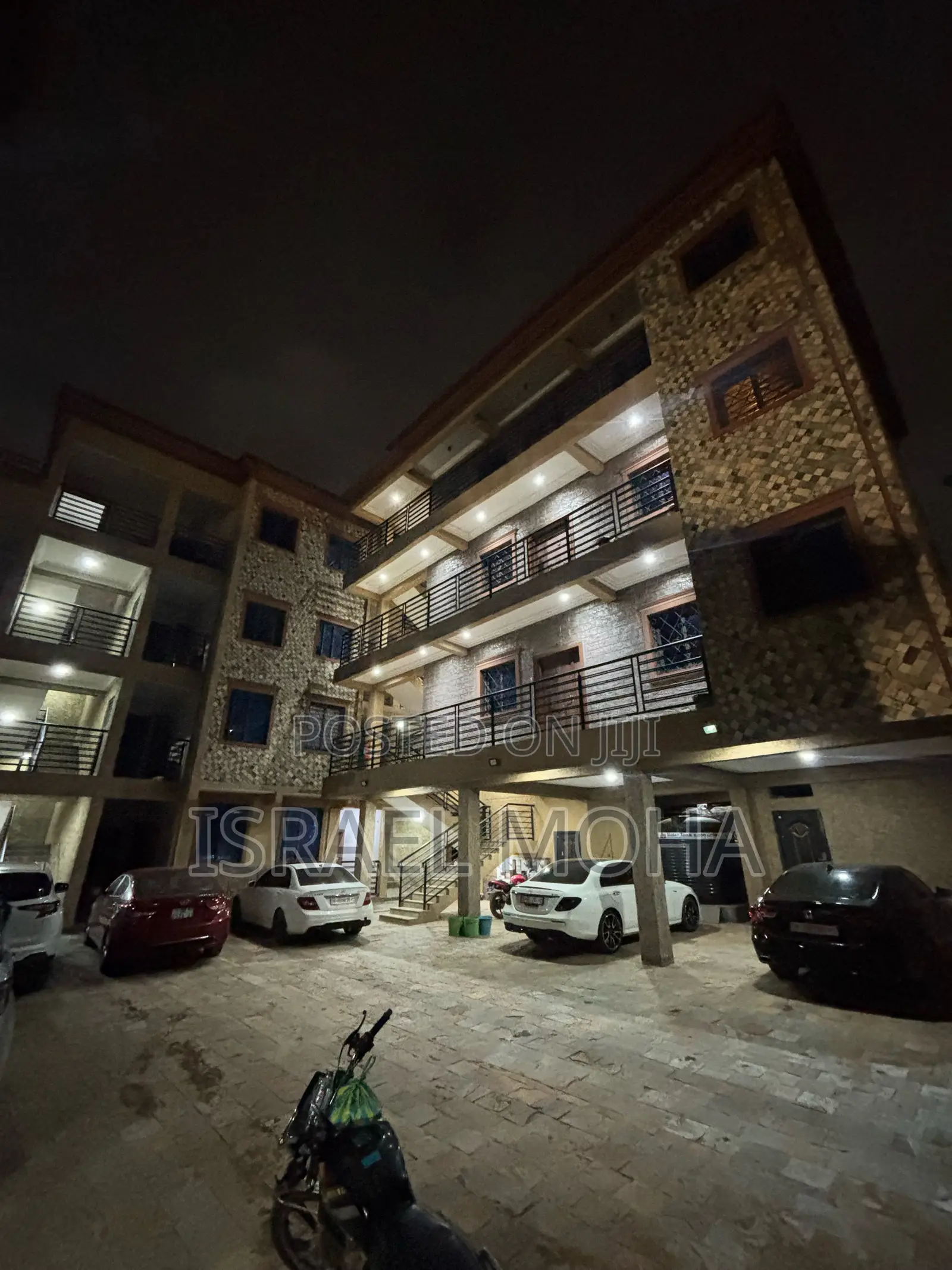 Ex Chamber and Hall Sc for Rent at Lakeside