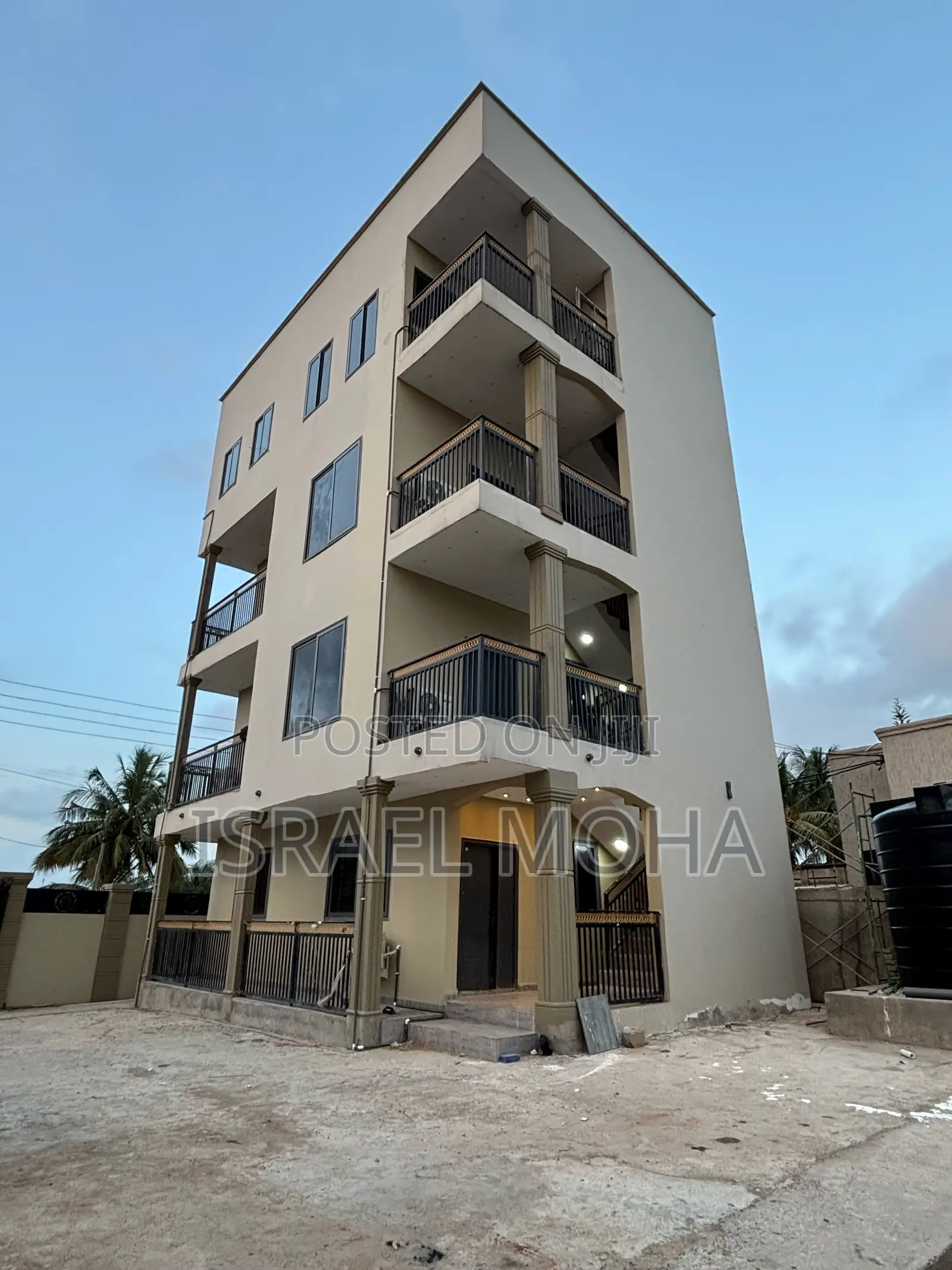 Executive Chamber and Hall Sc for Rent at Lakeside