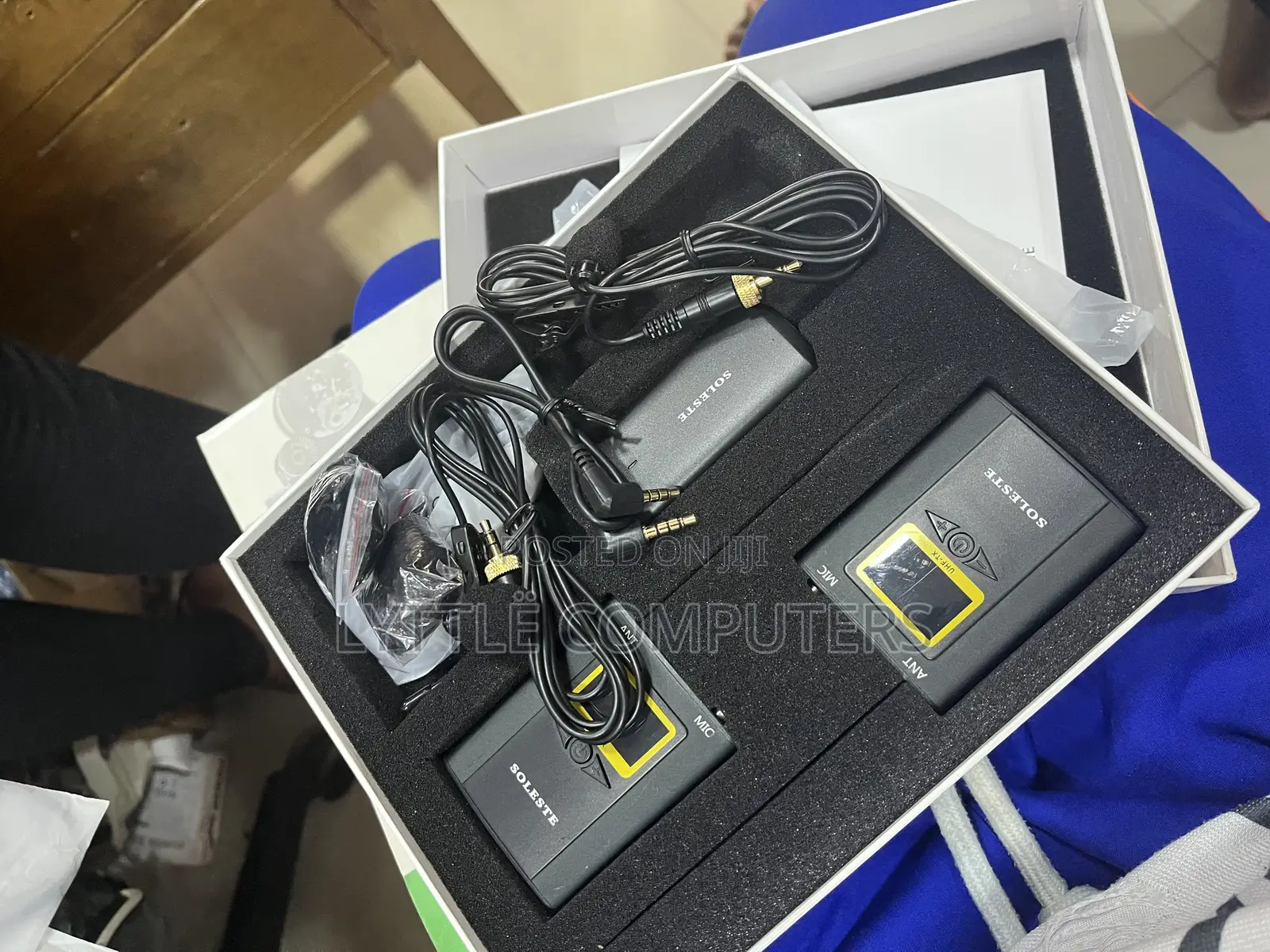 Uhf Wireless Microphone System