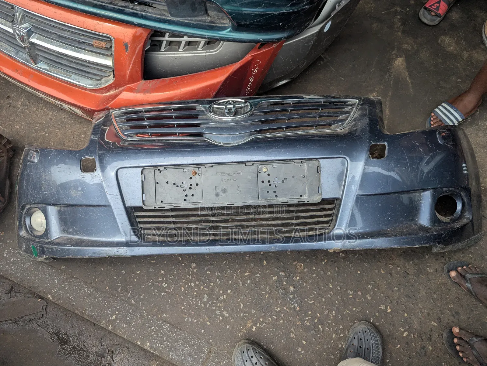 Toyota Avensis 2012,2011,2012 Front Bumper Complete