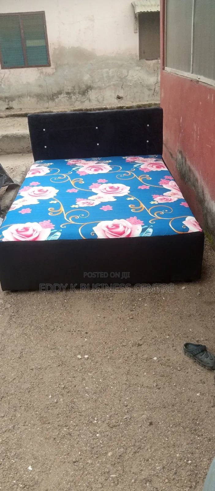 Inbuilt Mattress