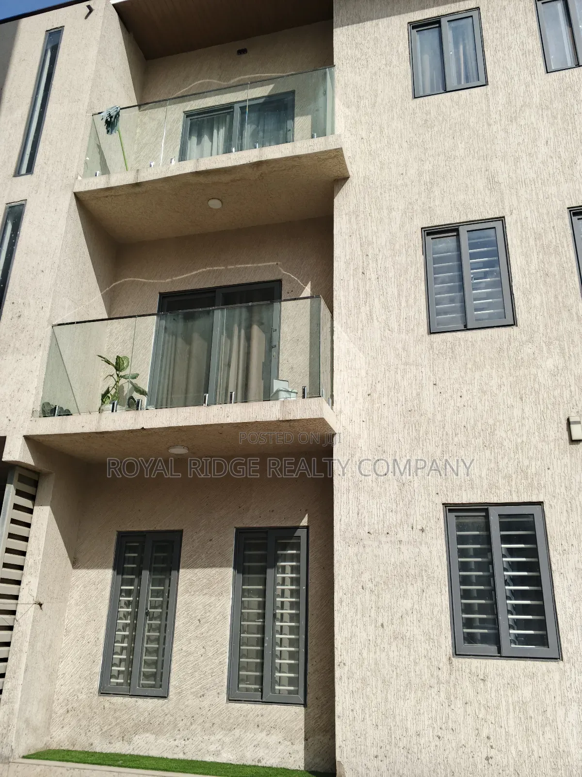 2bdrm Apartment in East Legon, Accra Metropolitan for rent