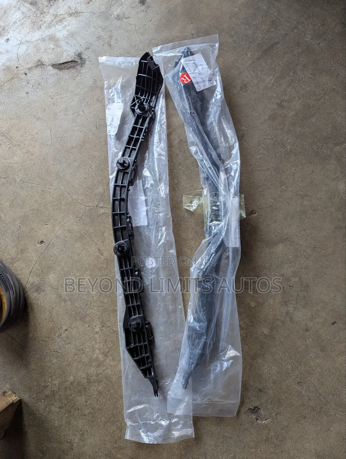 Toyota Corolla 2014,2015,2016,2017,2018,2019 Back Bumper Locker