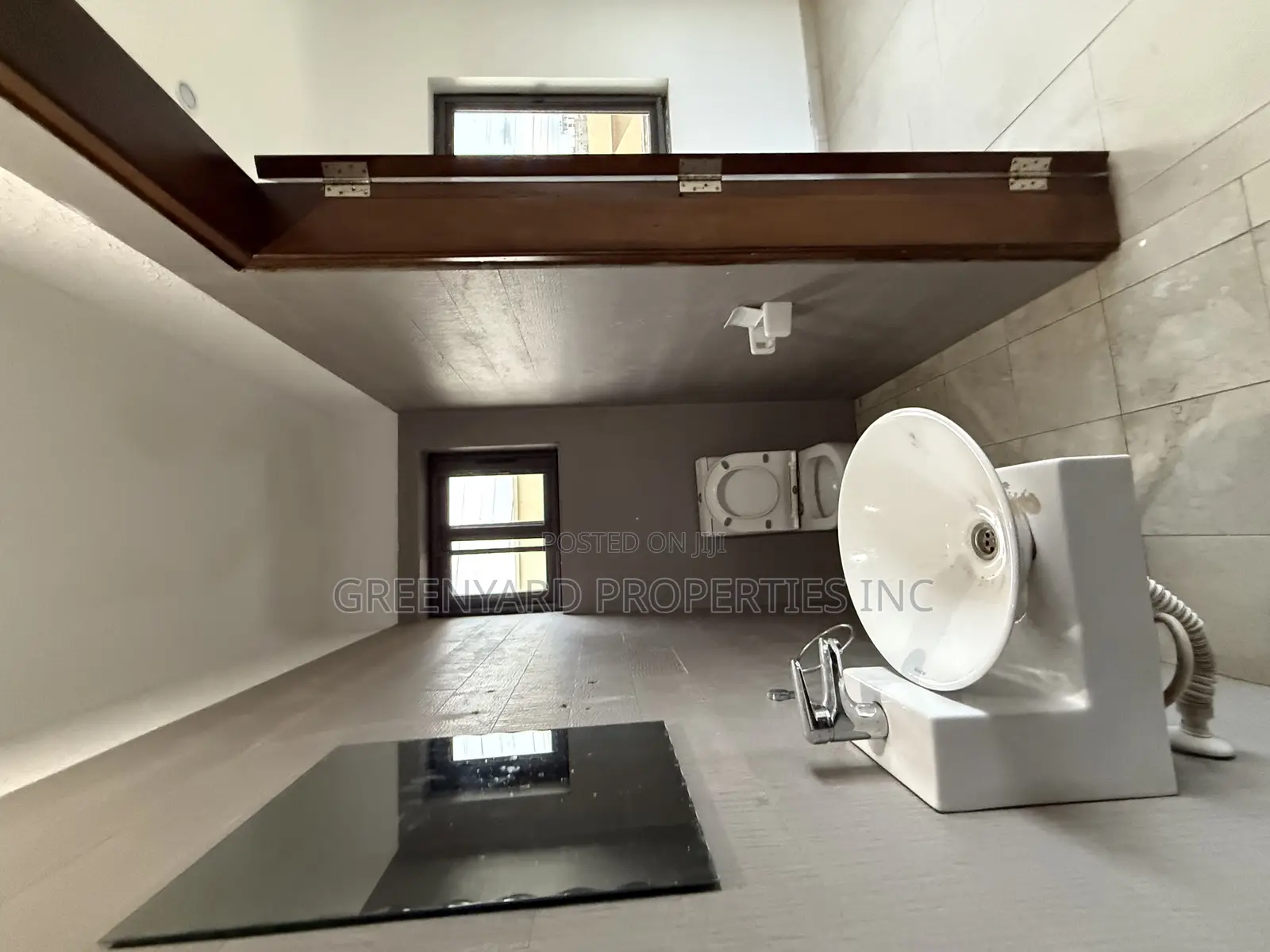 4bdrm Townhouse / Terrace in American House, East Legon for rent