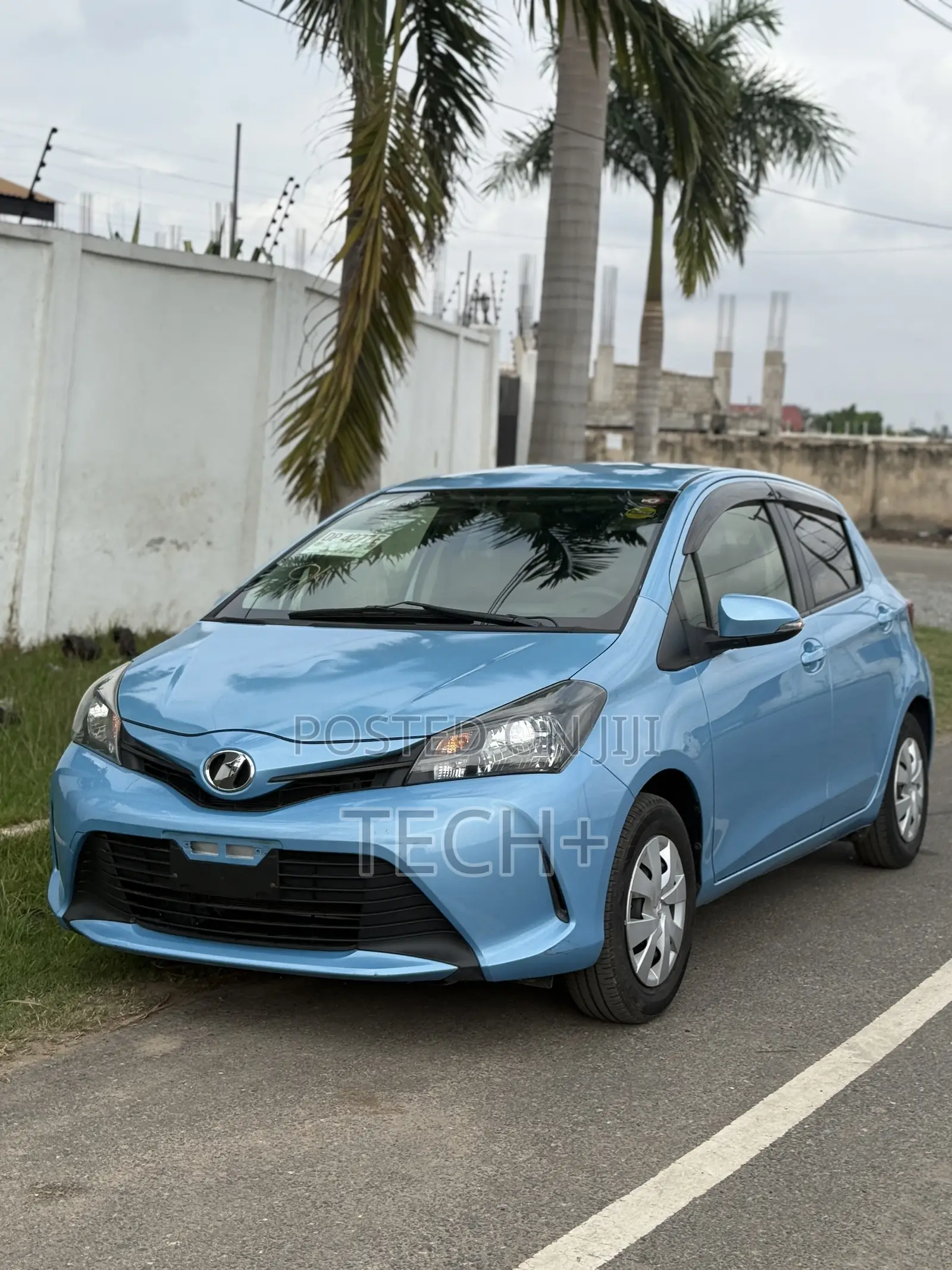 Toyota Vitz 2016 Blue