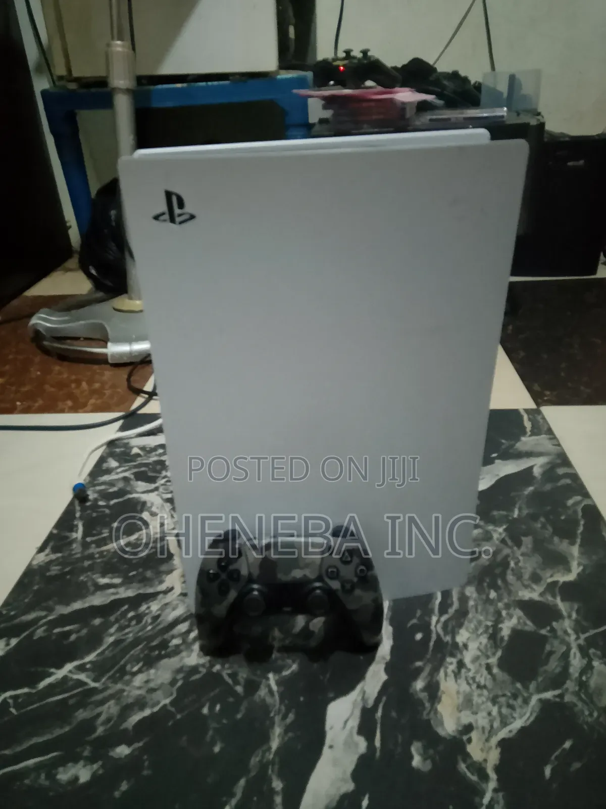 Ps5 With 5 Games Fc26 + 1 Pad