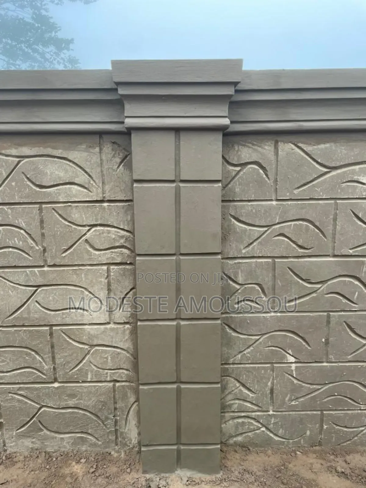 Parafet, Pillars And Corner Design