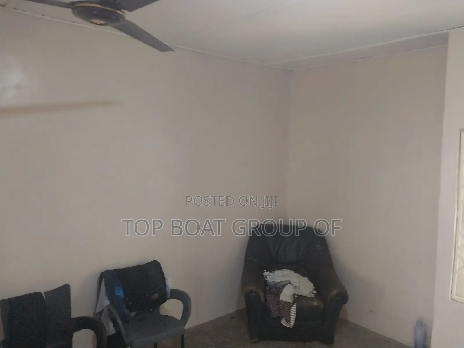 3bdrm House in Buokrom Top-Boat, Kumasi Metropolitan for sale
