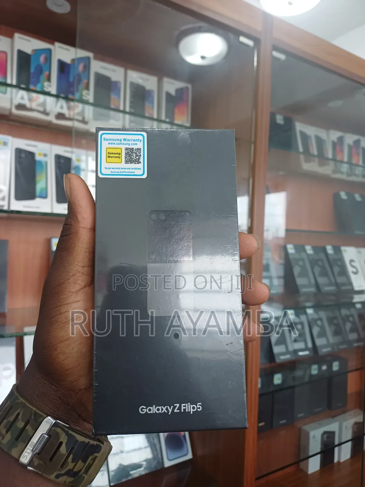 New Samsung Galaxy Z Flip5 256 GB Black