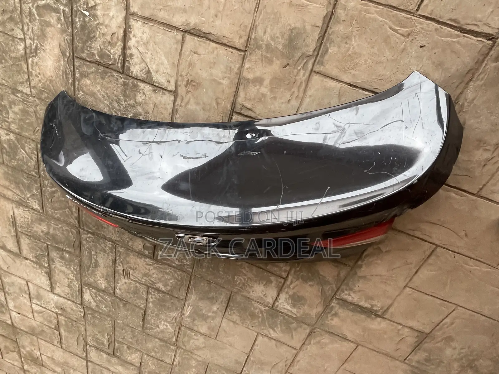Hyndai Elantra 2012 Back Boot Available With The Boot Tail Light