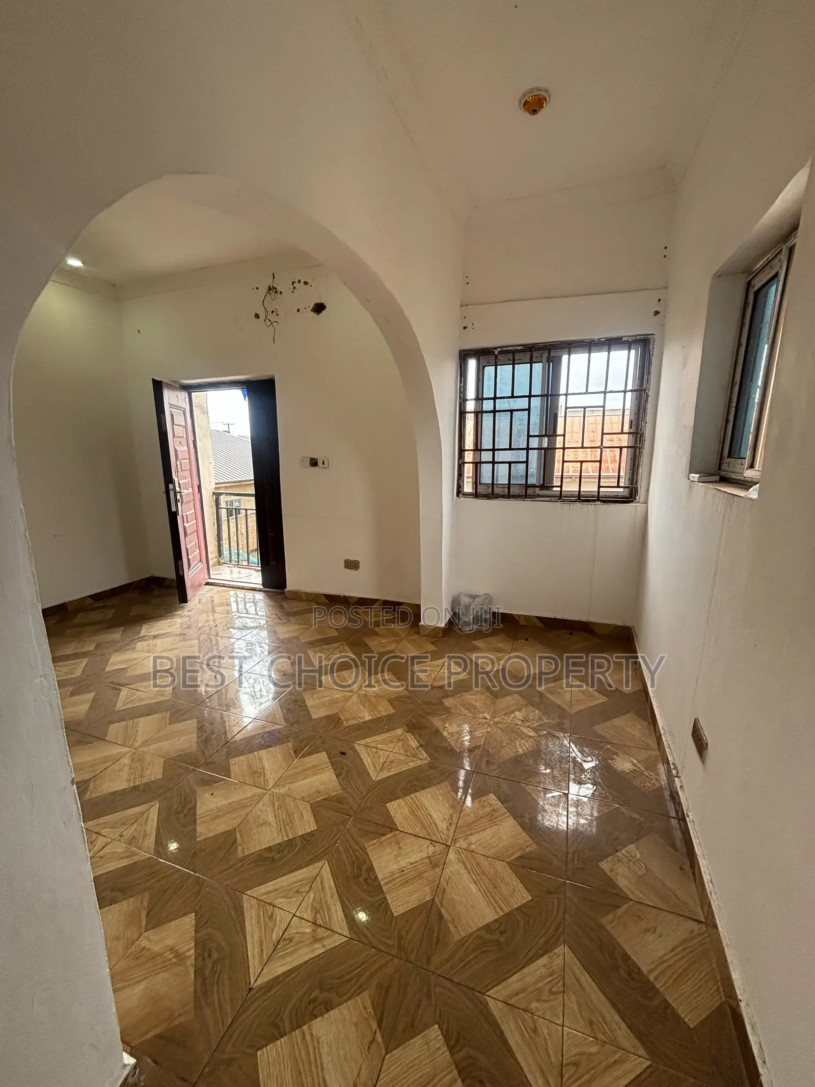 Chamber and Hall Sc
