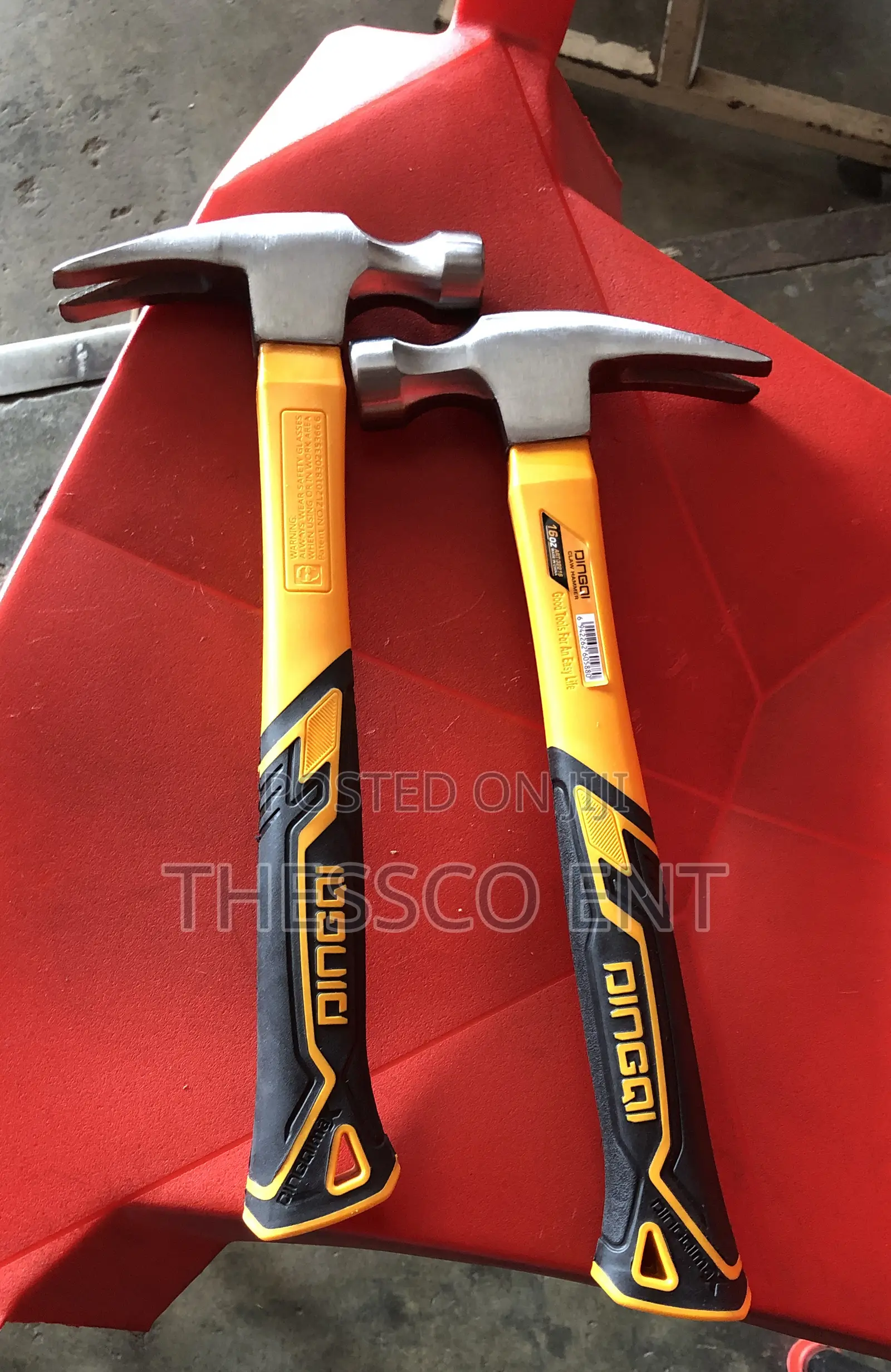 Claw Hammer
