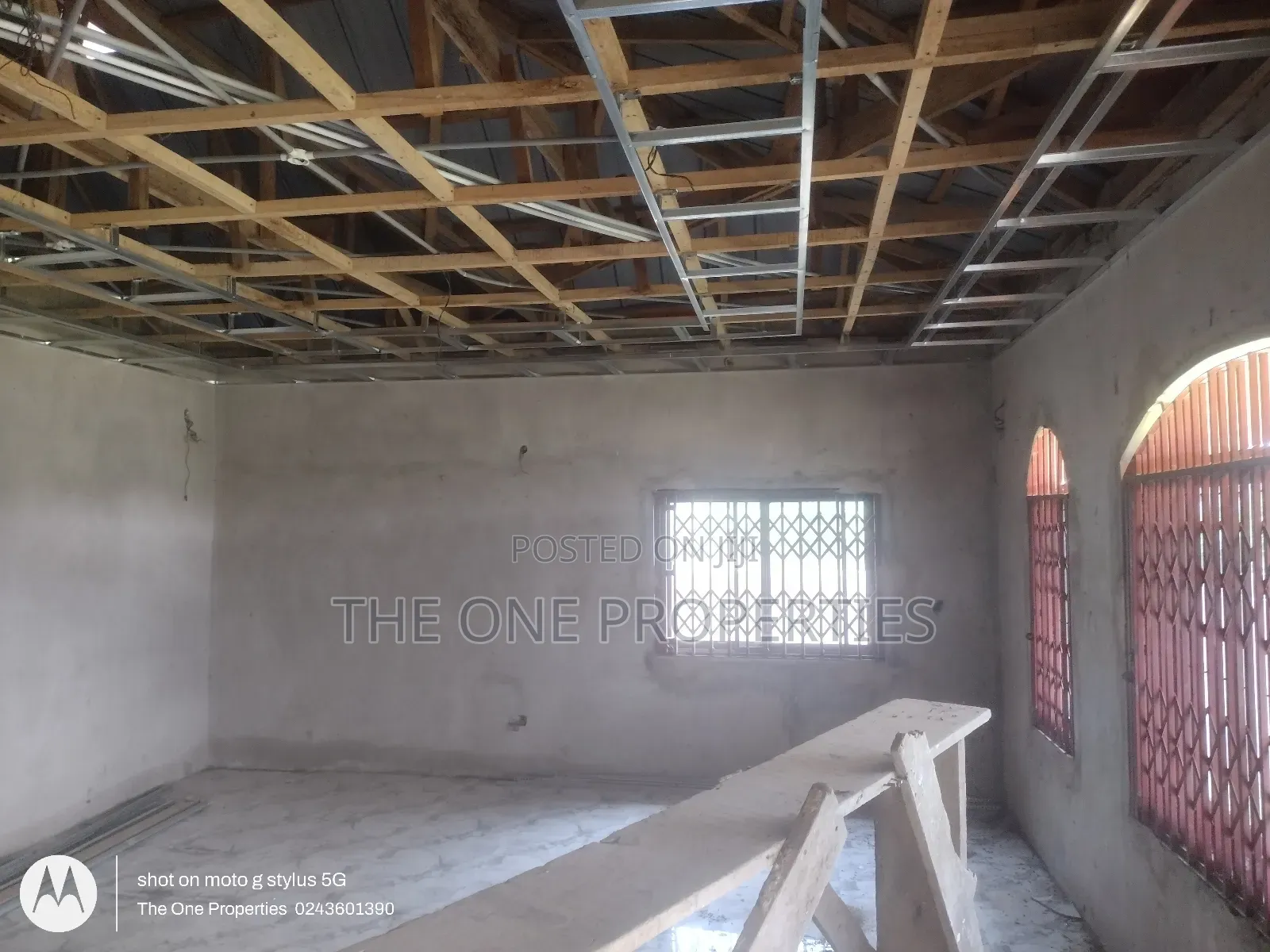5bdrm House in Amasaman for sale