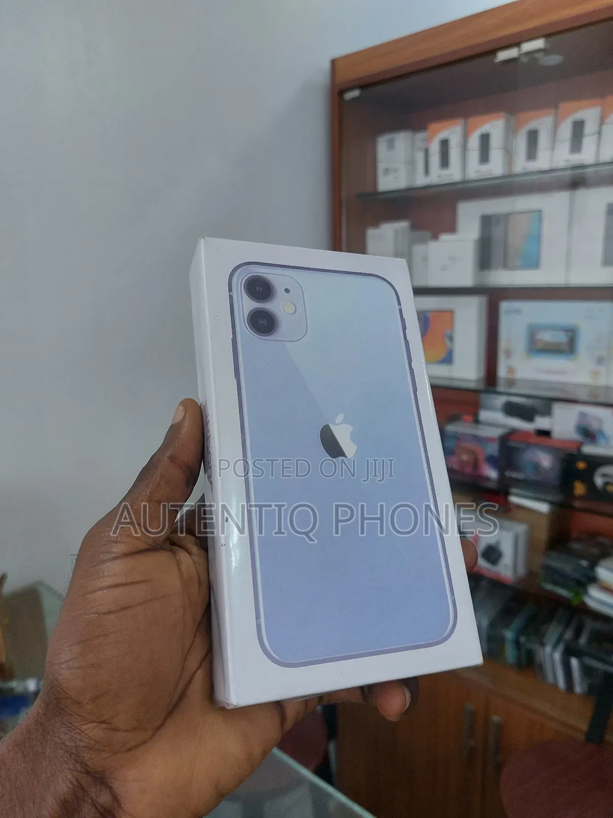 New Apple iPhone 11 128 GB Purple