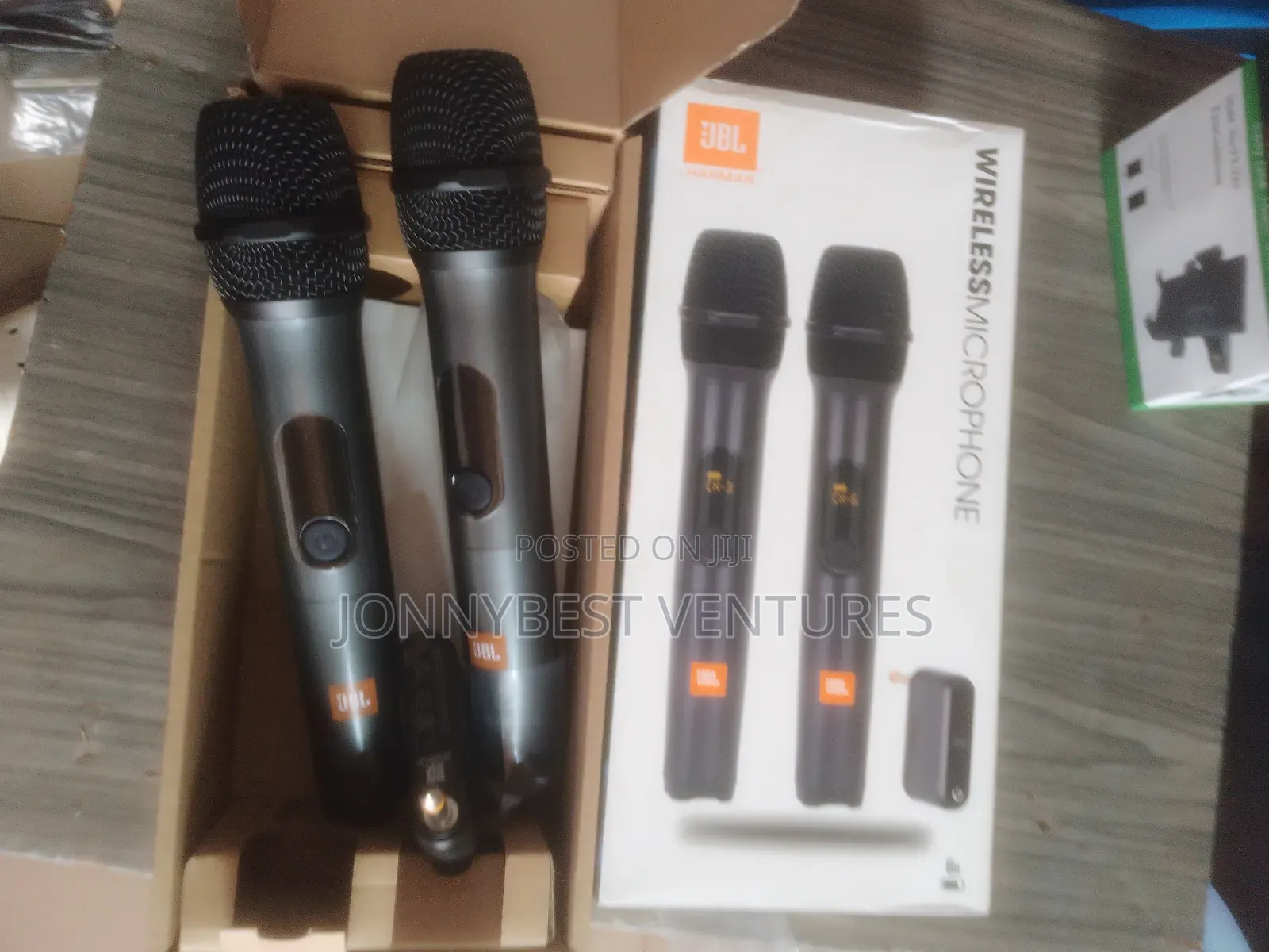 Professional JBL Microphone