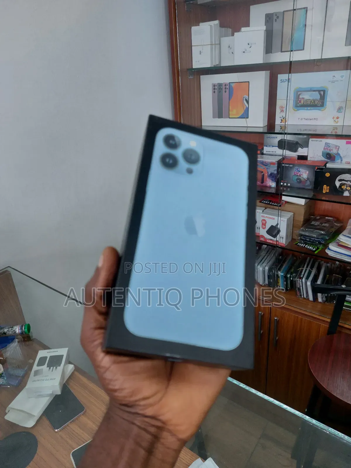 New Apple iPhone 13 Pro Max 128 GB Blue