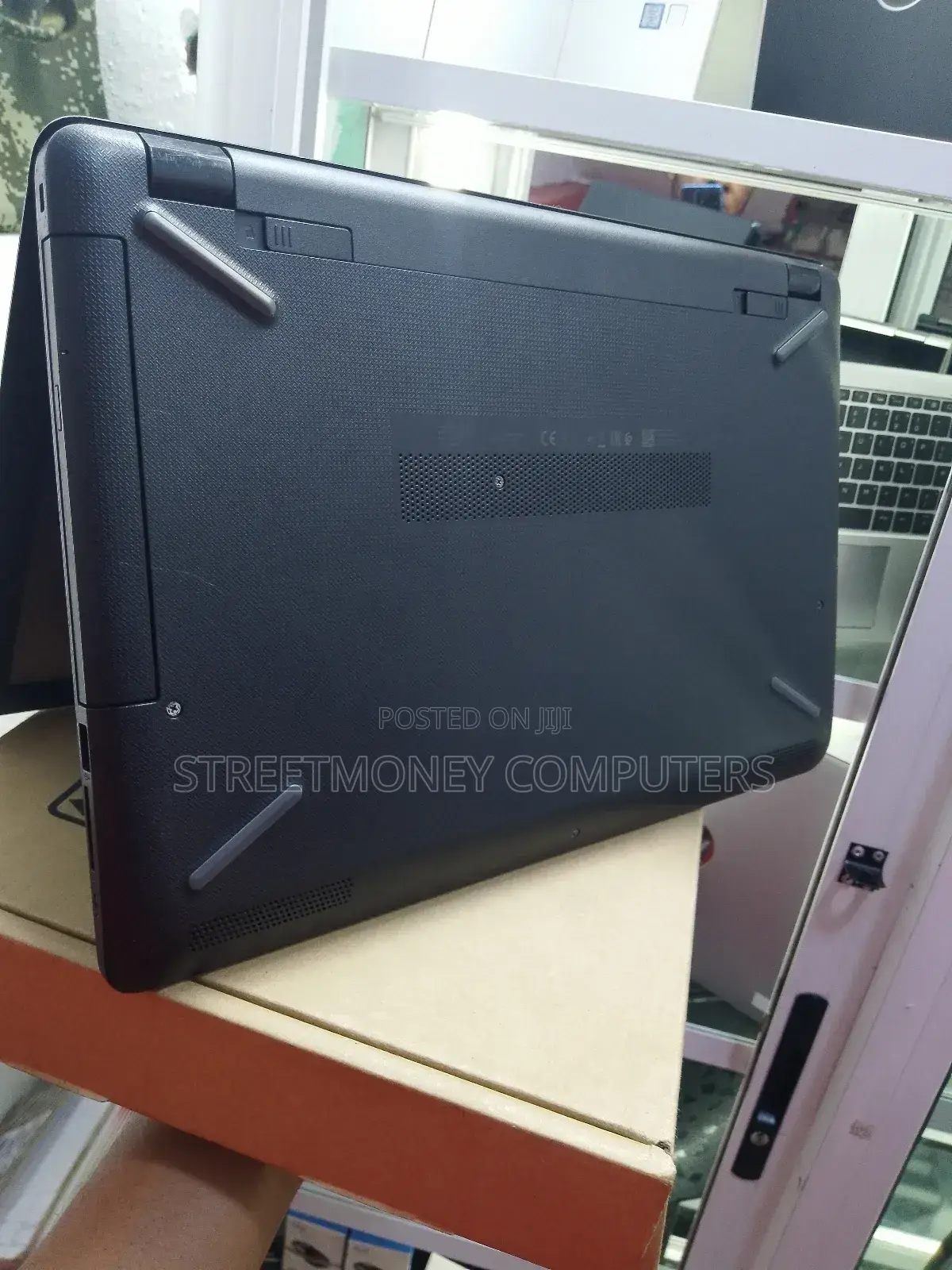 Laptop HP 15-Ra003nia 4GB Intel HDD 500GB