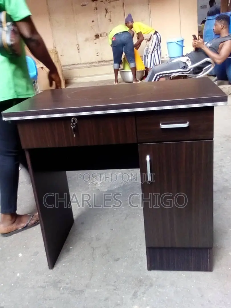 Office Desk/Table