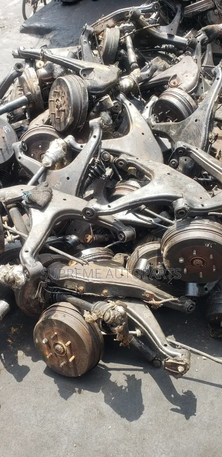 Toyota Fish Back Hub Complete