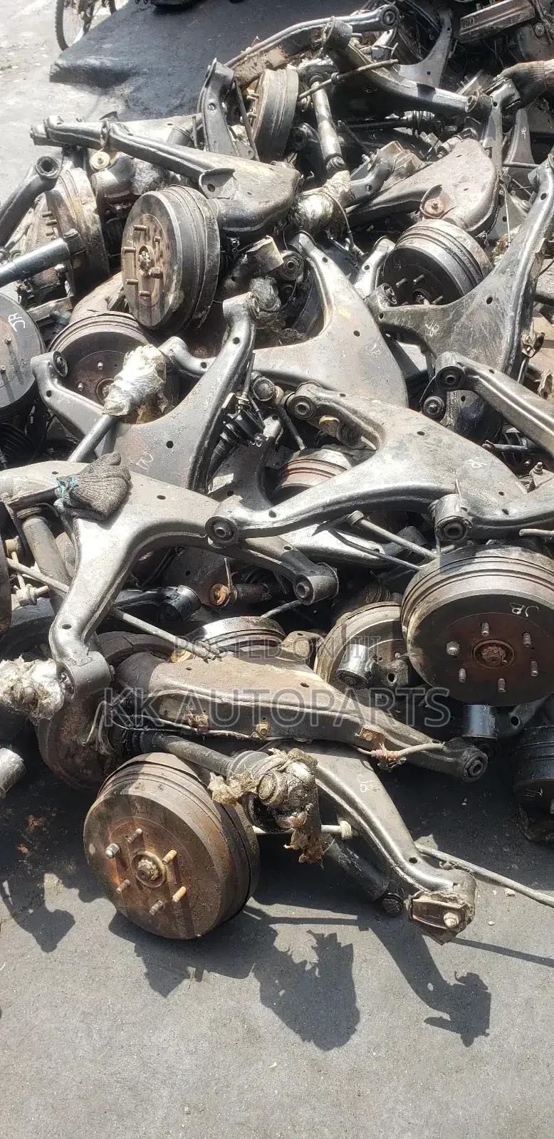 Toyota Fish Back Hub Complete