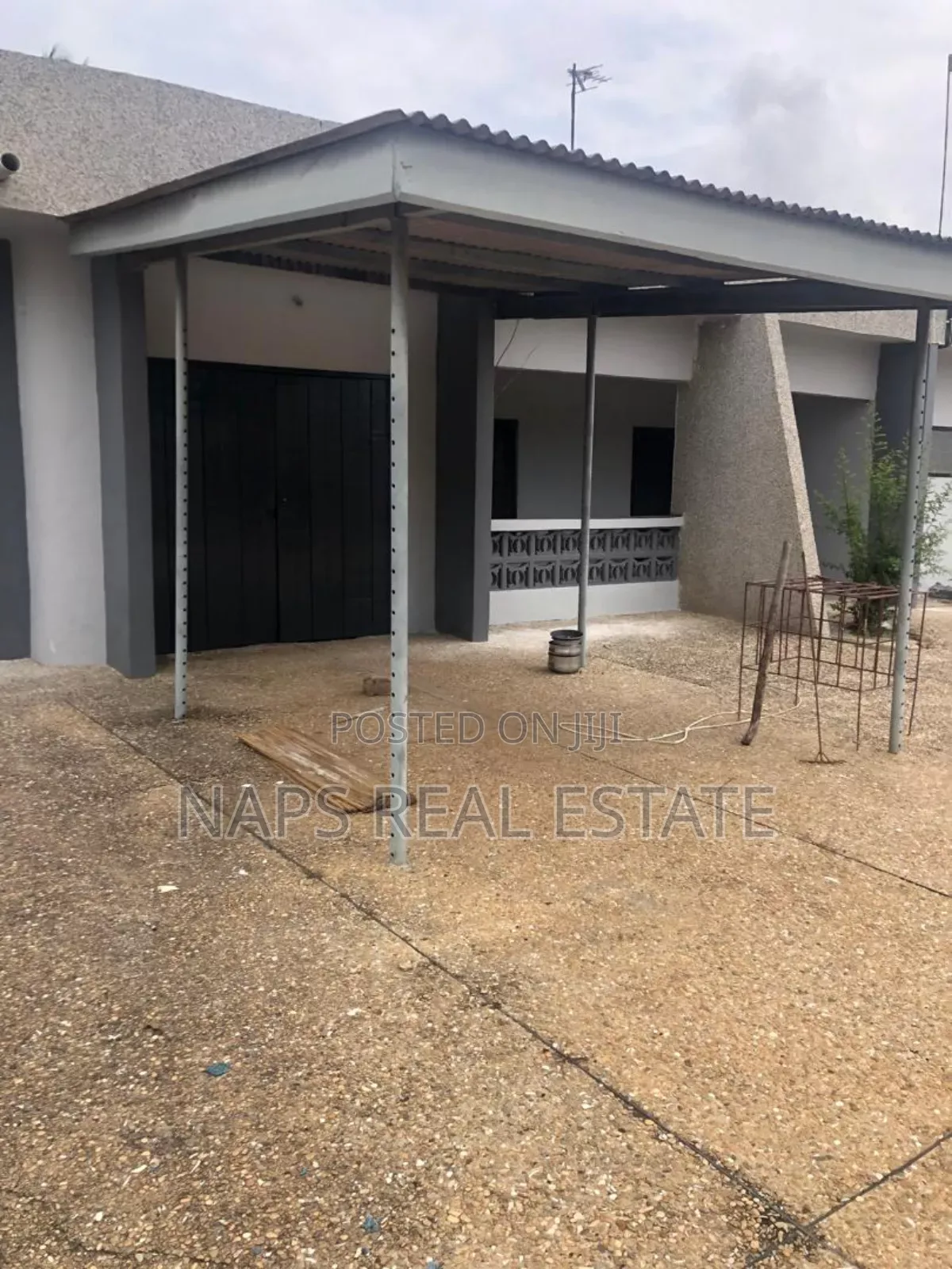6bdrm House in Naps Real Estate, Teshie for rent