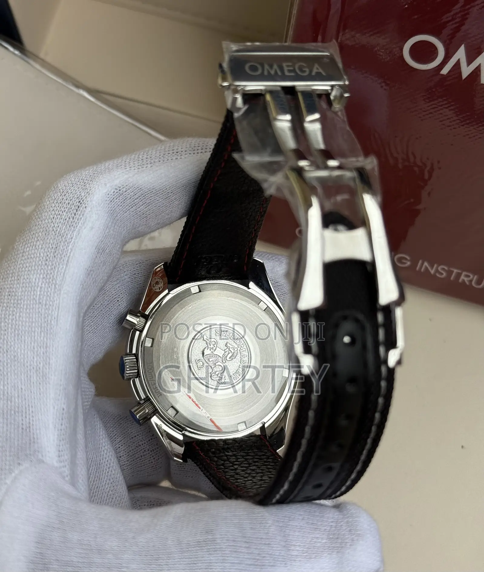 Timeless Elegance: Omega Speedmaster 'Flight Qualified'