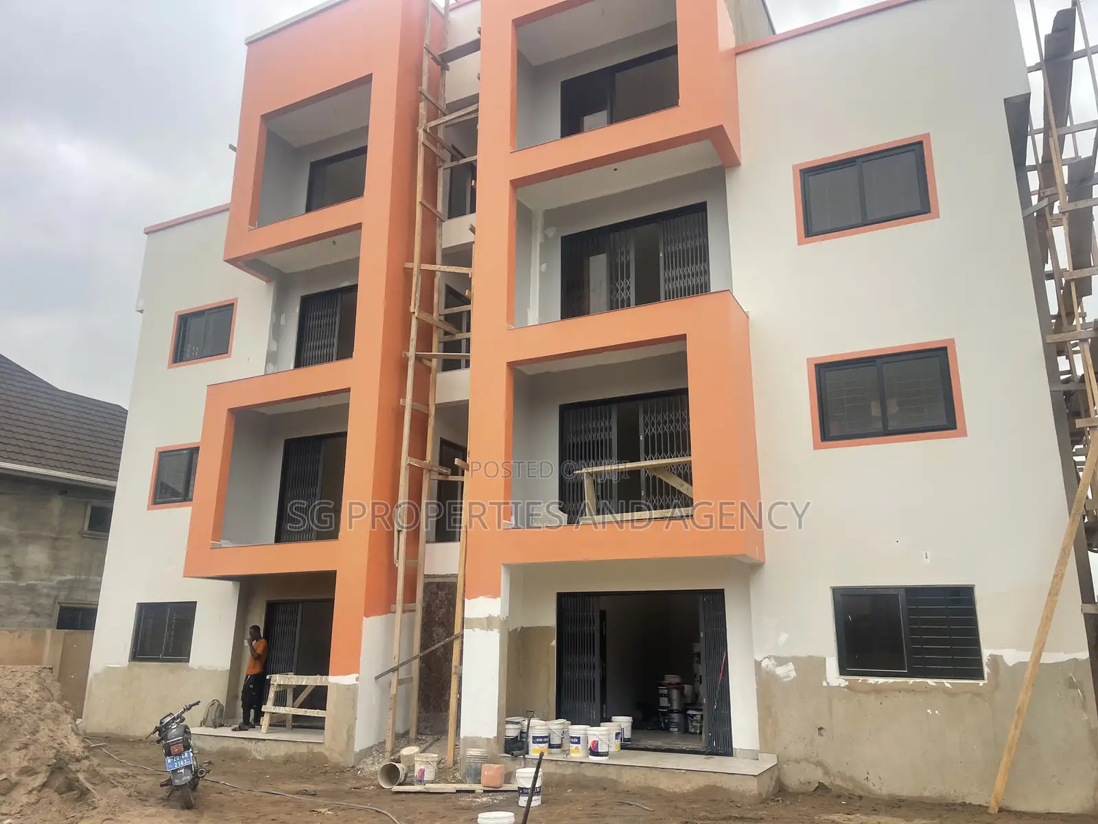 2bdrm Apartment in Lashibi, Sakumono for rent
