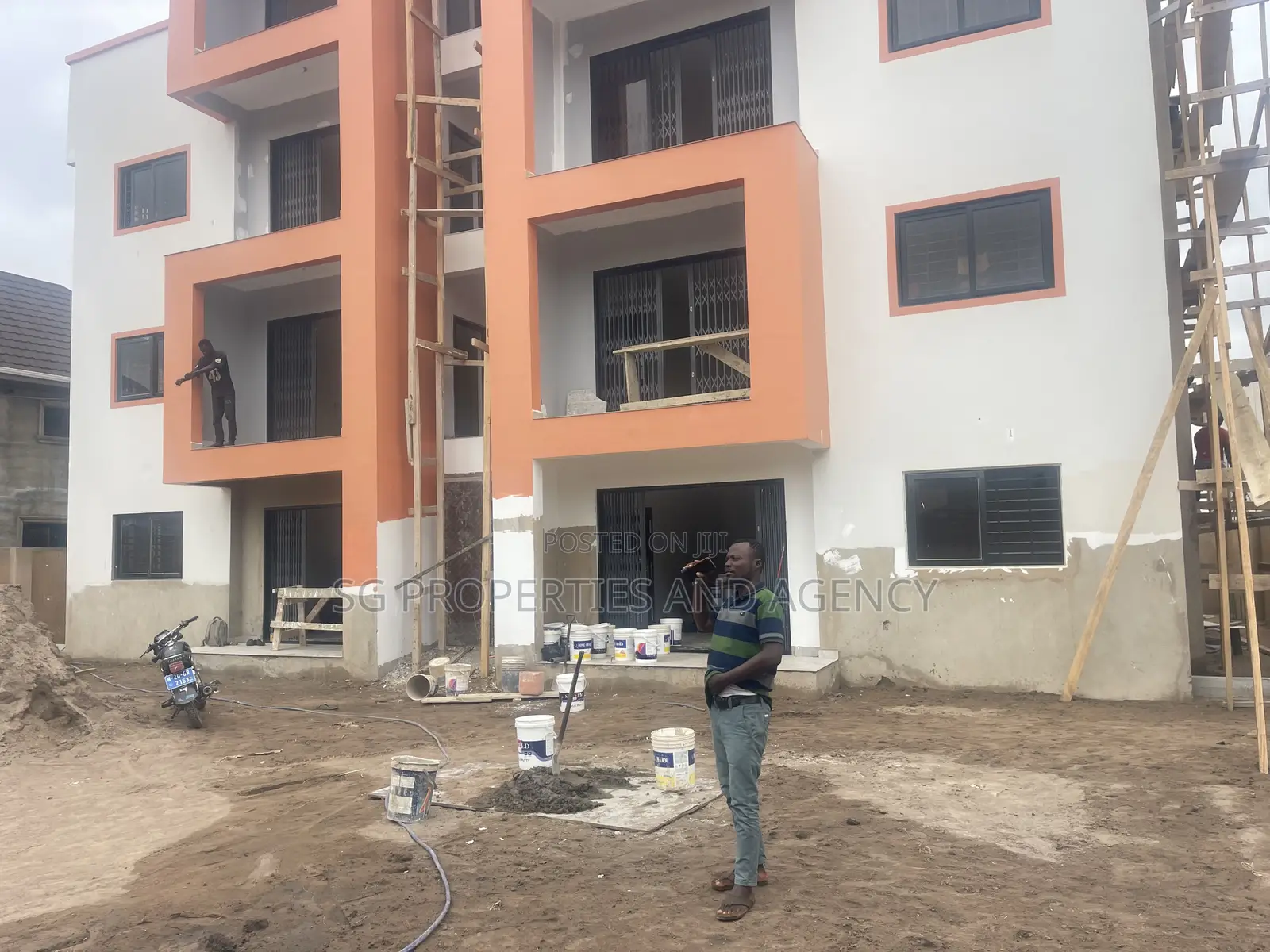 2bdrm Apartment in Lashibi, Sakumono for rent