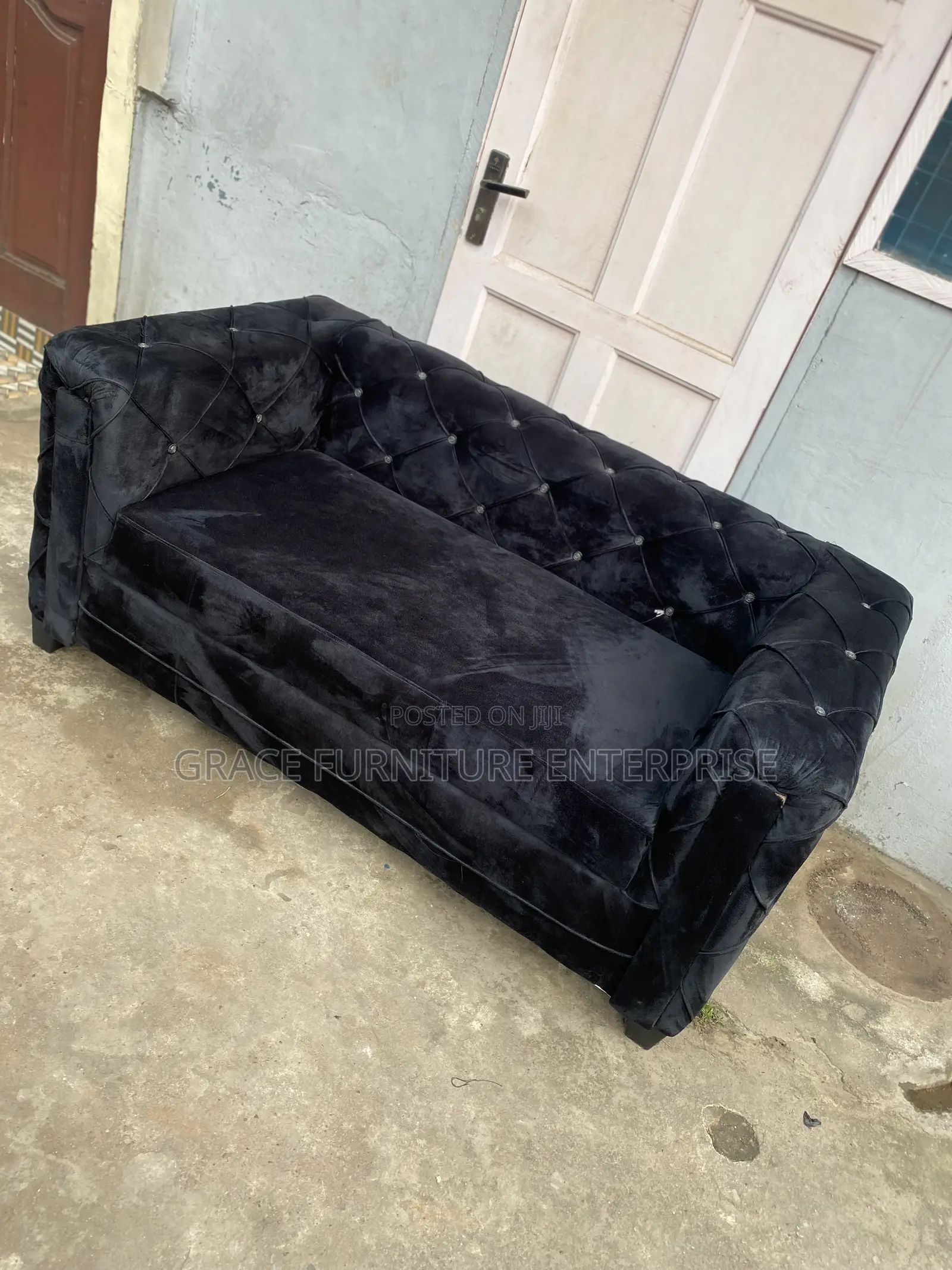 Design 2in1 Sofa Limited Stock