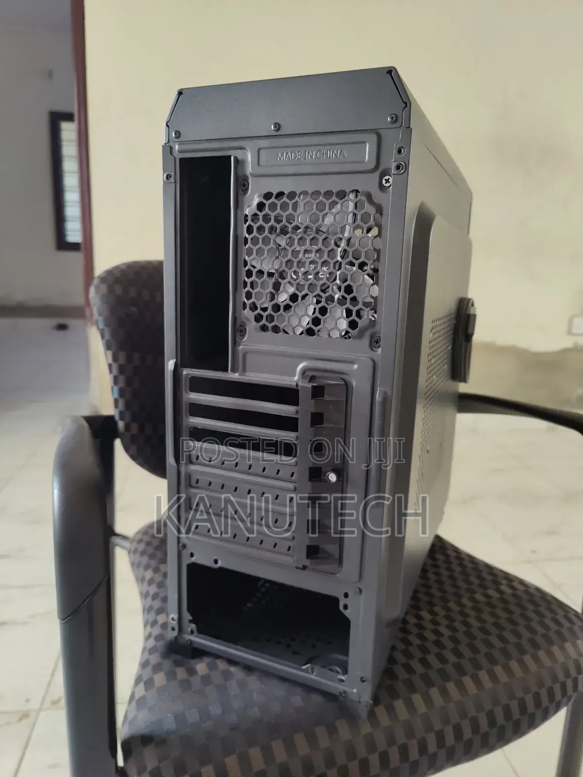 Cougar Mx 330 High Airflow Case for Performance Build