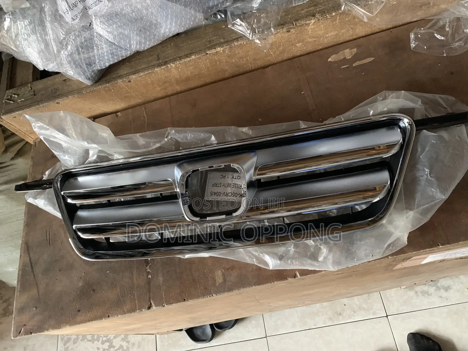 Honda CRV 2005 Top Grille