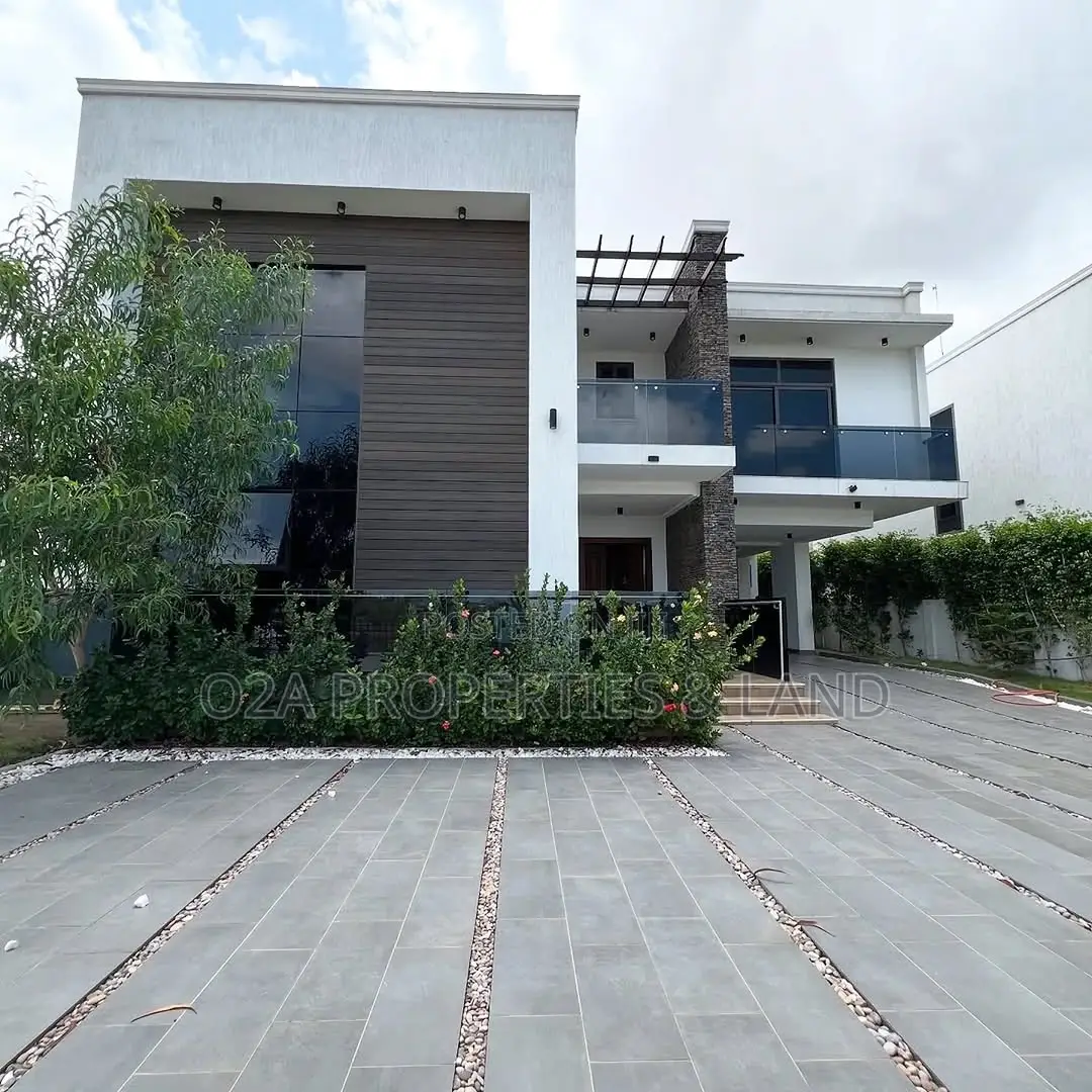 4bdrm House in East Legon, Otano for sale
