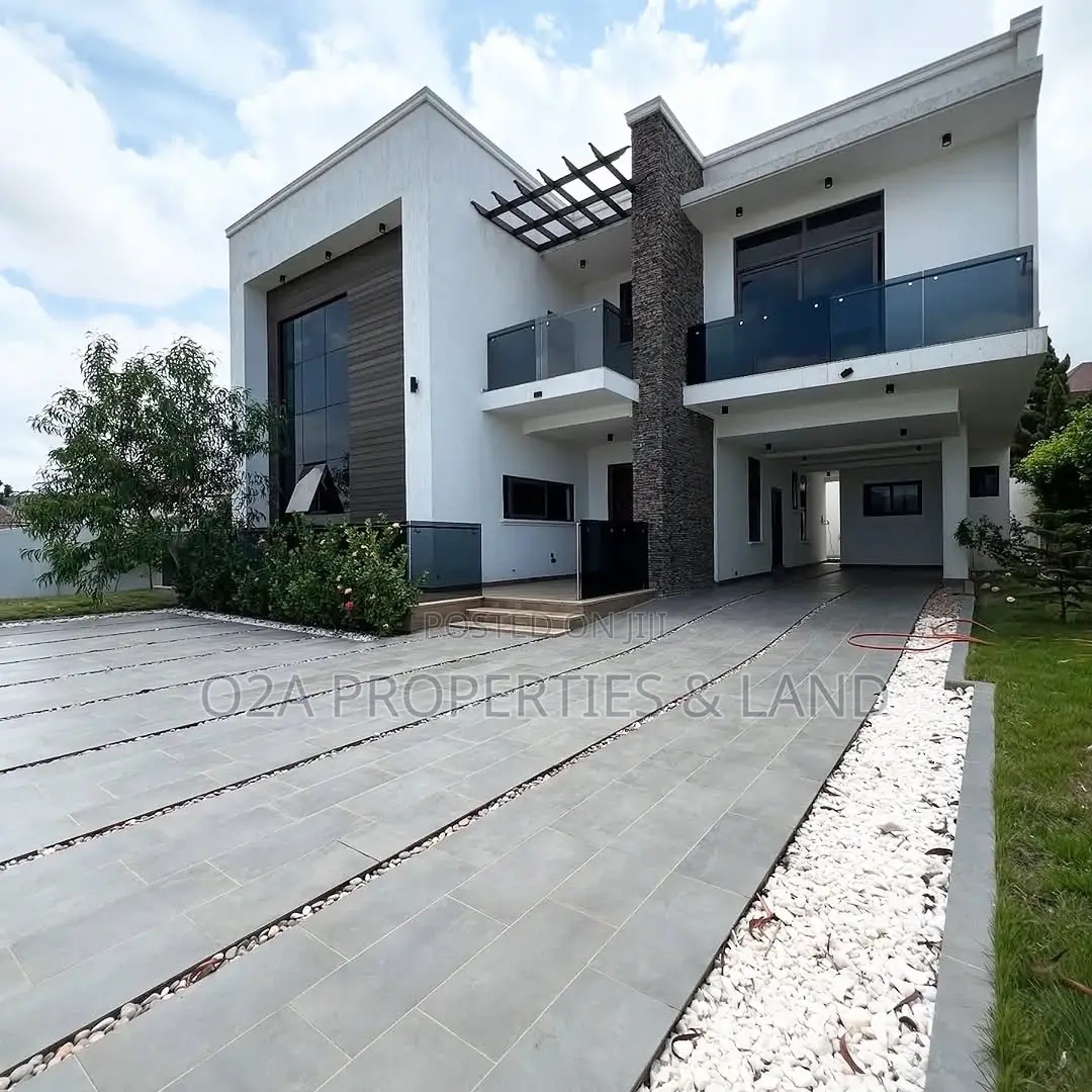 4bdrm House in East Legon, Otano for sale
