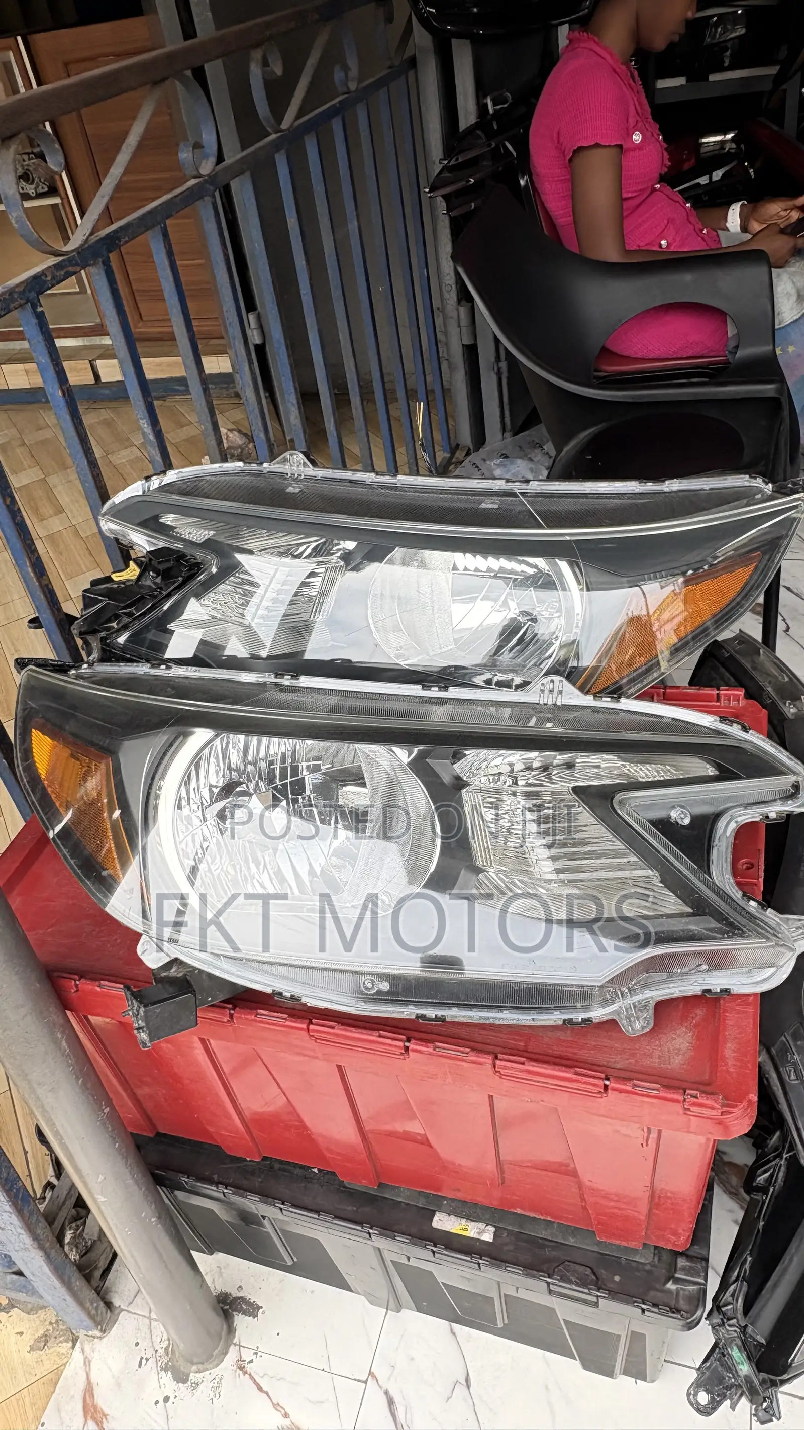 Honda Crv Headlight  2012,2013,2014,2015,2016,2017