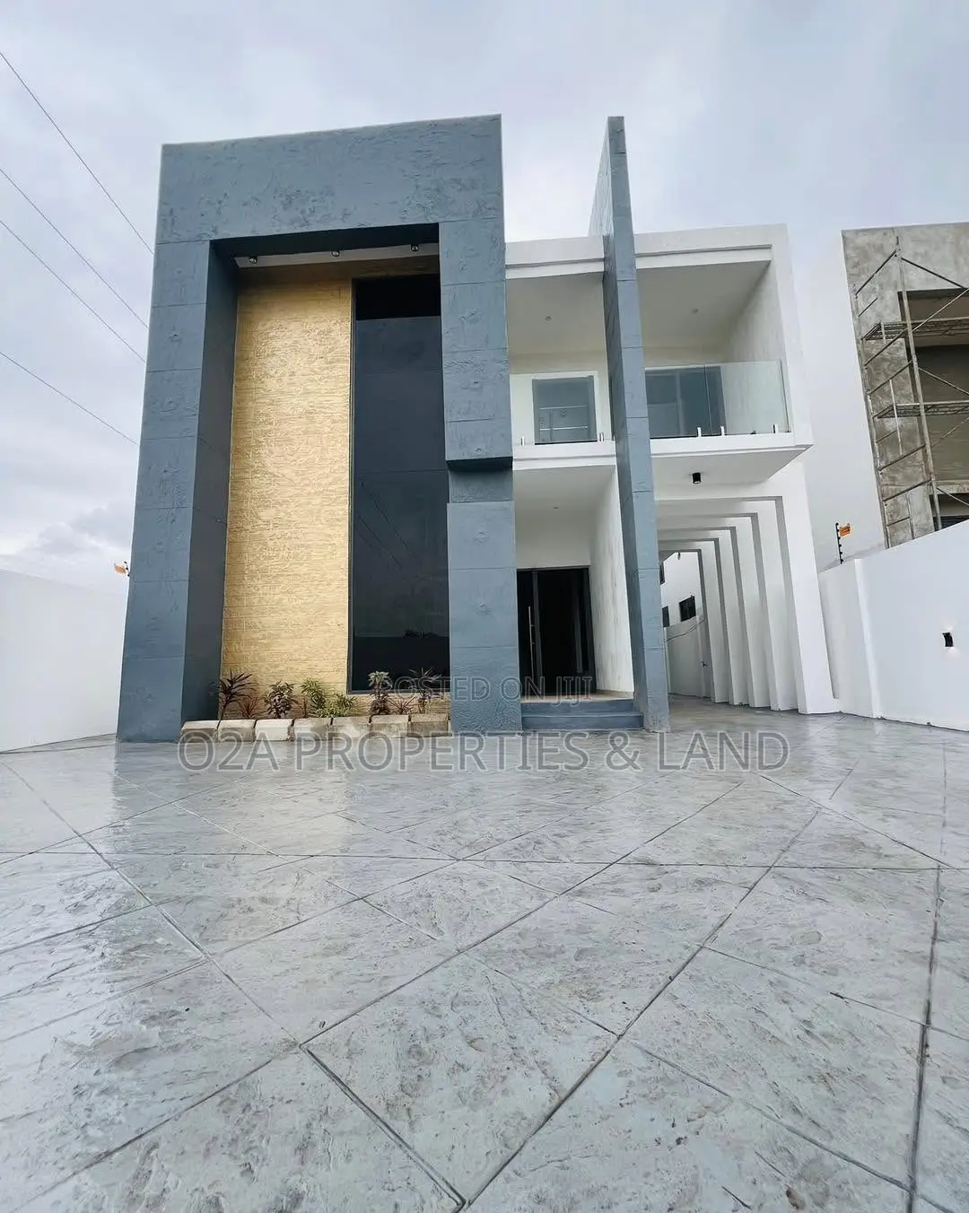 4bdrm House in Lakeside Estate for sale