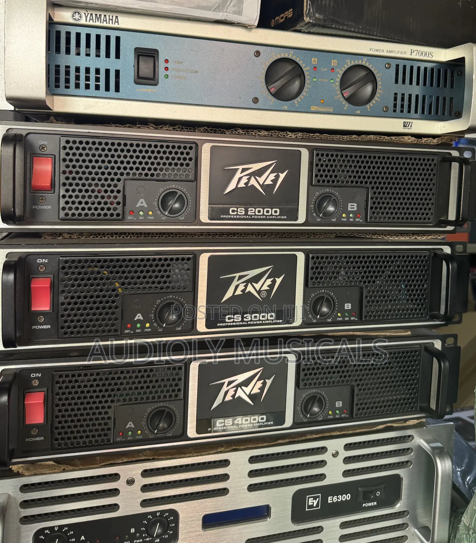 Peavey Sc- 3000watt Mid Amplifier