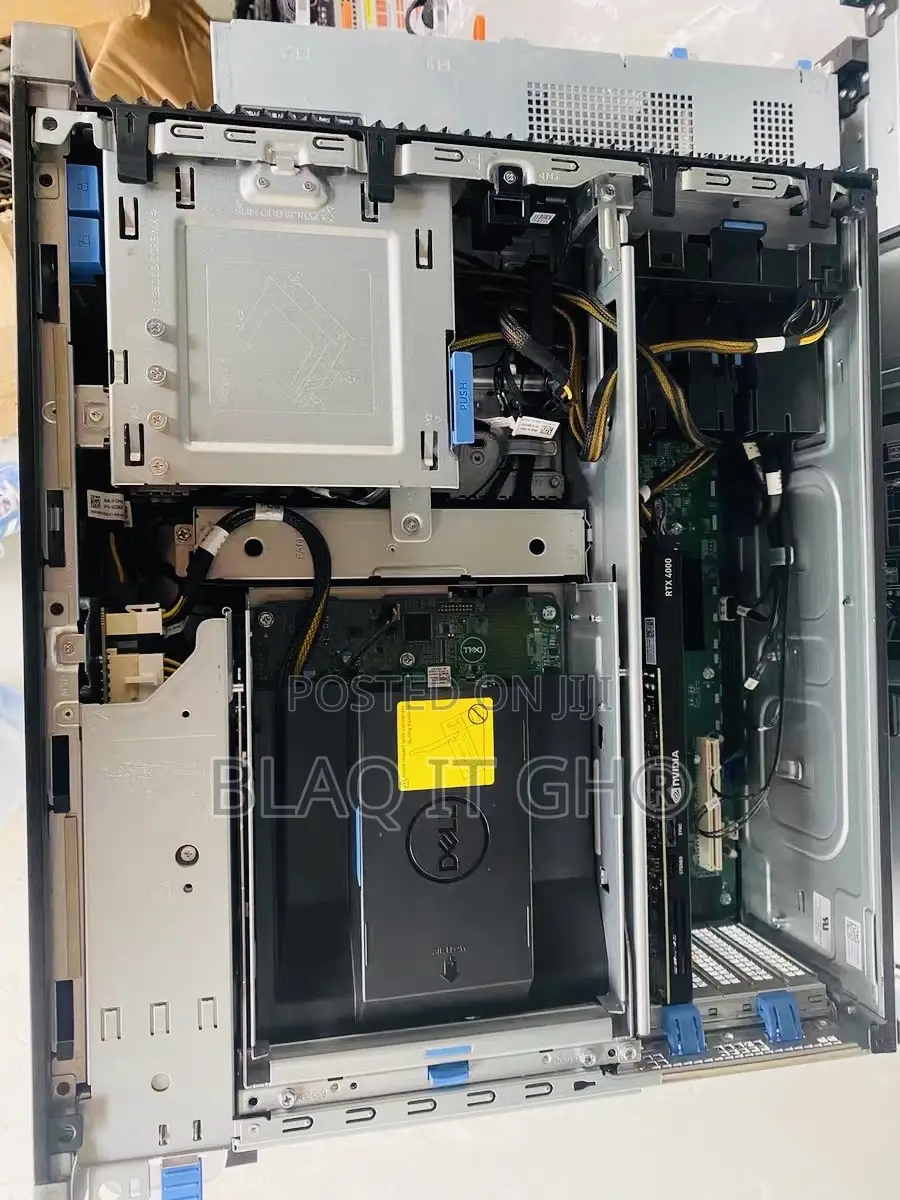 Desktop Computer Dell Precision 5820 32GB Intel Xeon HDD+SSD 1.5T